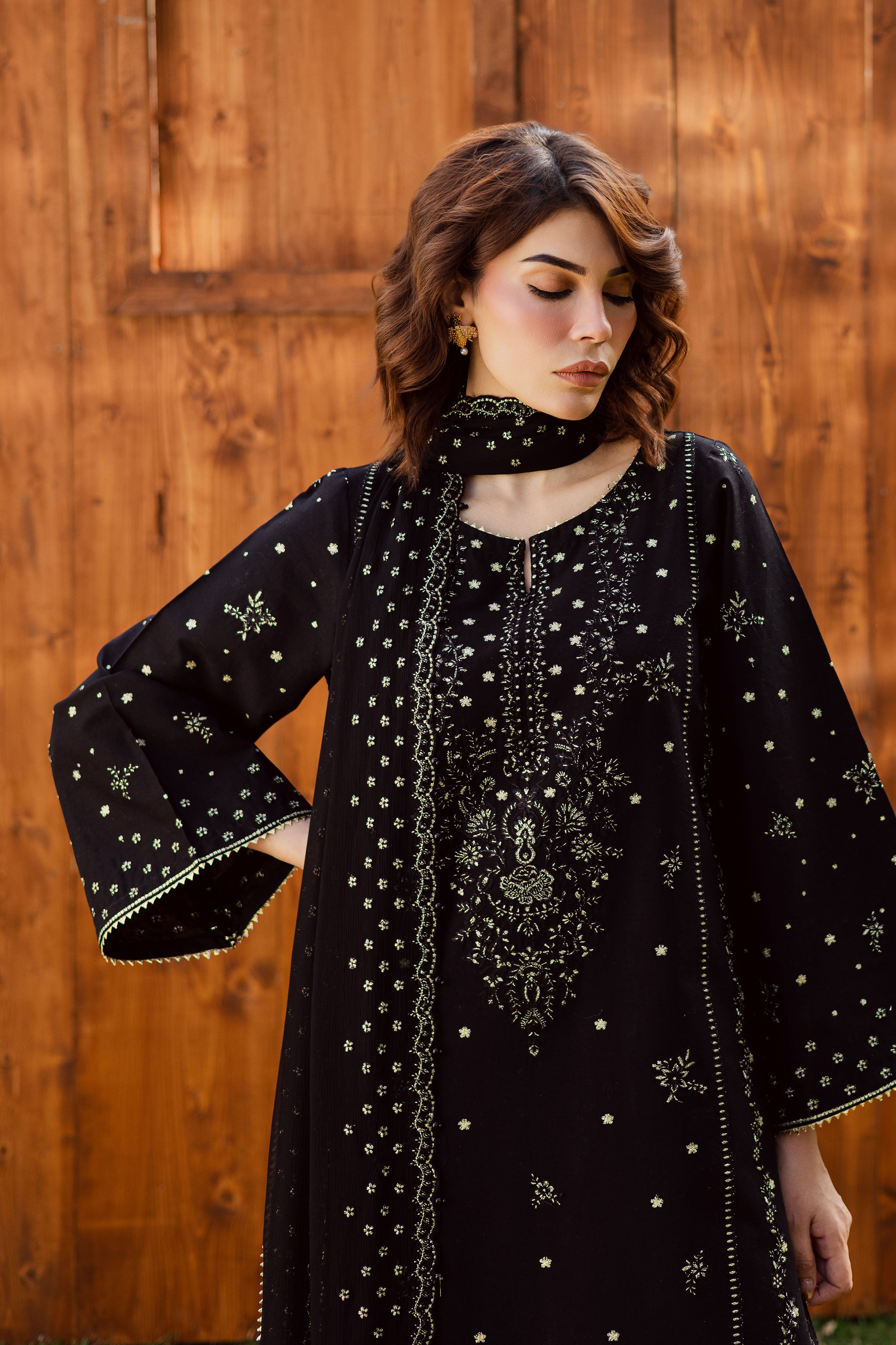 Aasfina 3Pc - Embroidered Khaddar Dress BATIK WINTER PRET 2025 BATIK XS / Black / Khaddar-S / Black / Khaddar-M / Black / Khaddar-L / Black / Khaddar-XL / Black / Khaddar