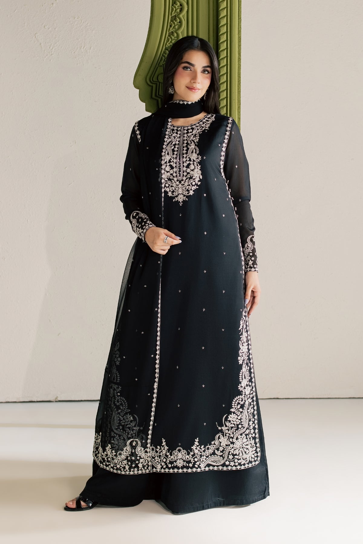 Adrina 3Pc - Festive Luxe Pret BATIKLUXESEP26 BATIK XS / Black / Paper Silk