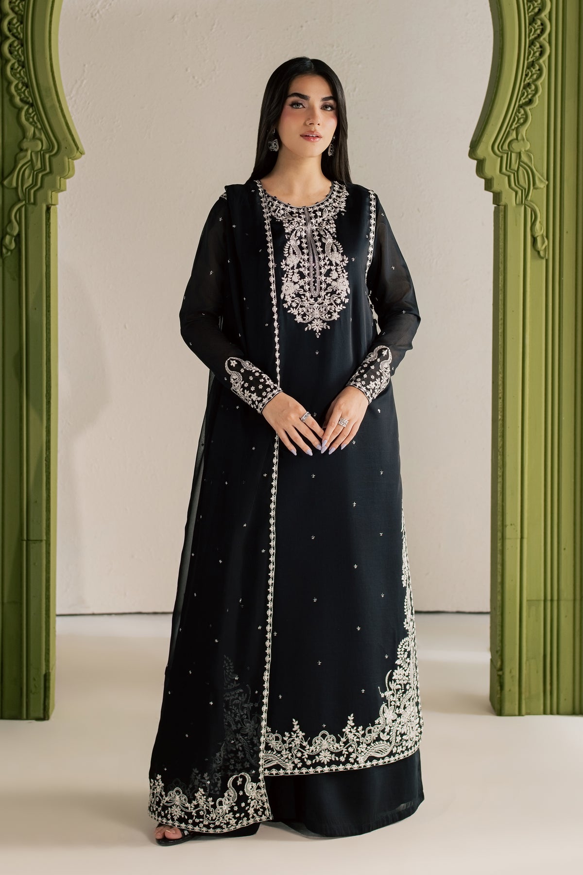 Adrina 3Pc - Festive Luxe Pret BATIKLUXESEP26 BATIK XS / Black / Paper Silk