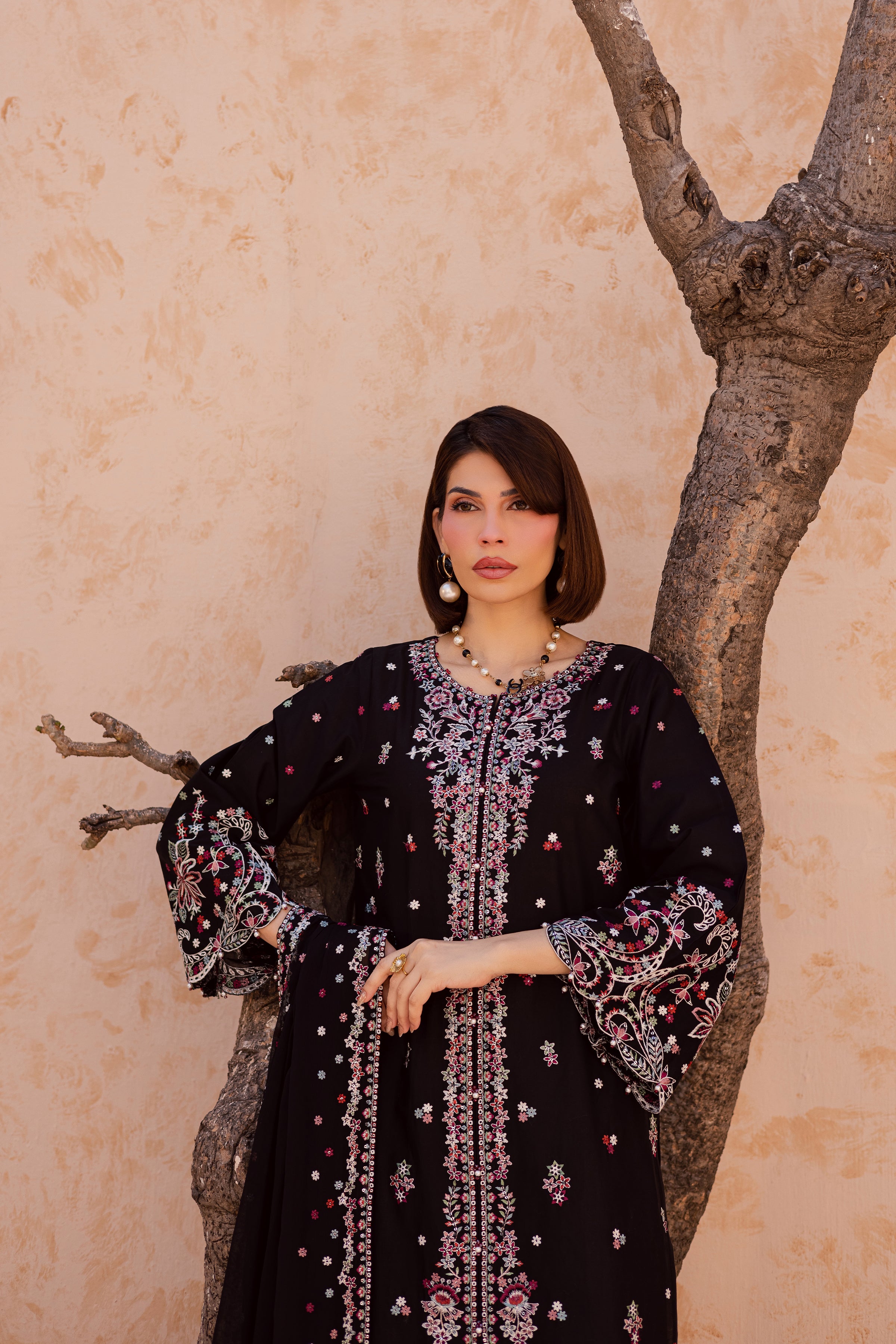 Aelin 3Pc - Festive Embroidered Lawn BATIKEID2026 BATIK XS / Black / Pima Lawn-S / Black / Pima Lawn-M / Black / Pima Lawn-L / Black / Pima Lawn-XL / Black / Pima Lawn