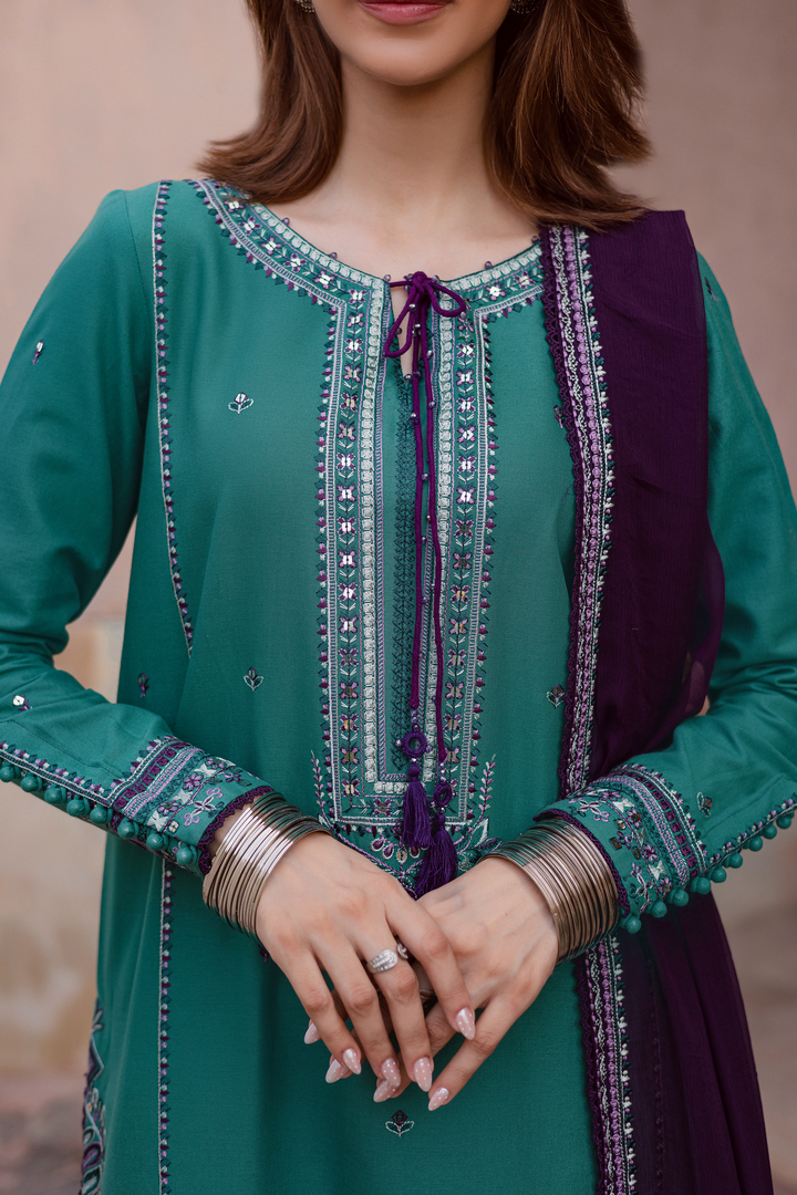 Amberleaf 3Pc - Embroidered Khaddar Dress BATIK WINTER PRET 2025  BATIK   XS / Amber Green / Khaddar-S / Amber Green / Khaddar-M / Amber Green / Khaddar-L / Amber Green / Khaddar-XL / Amber Green / Khaddar