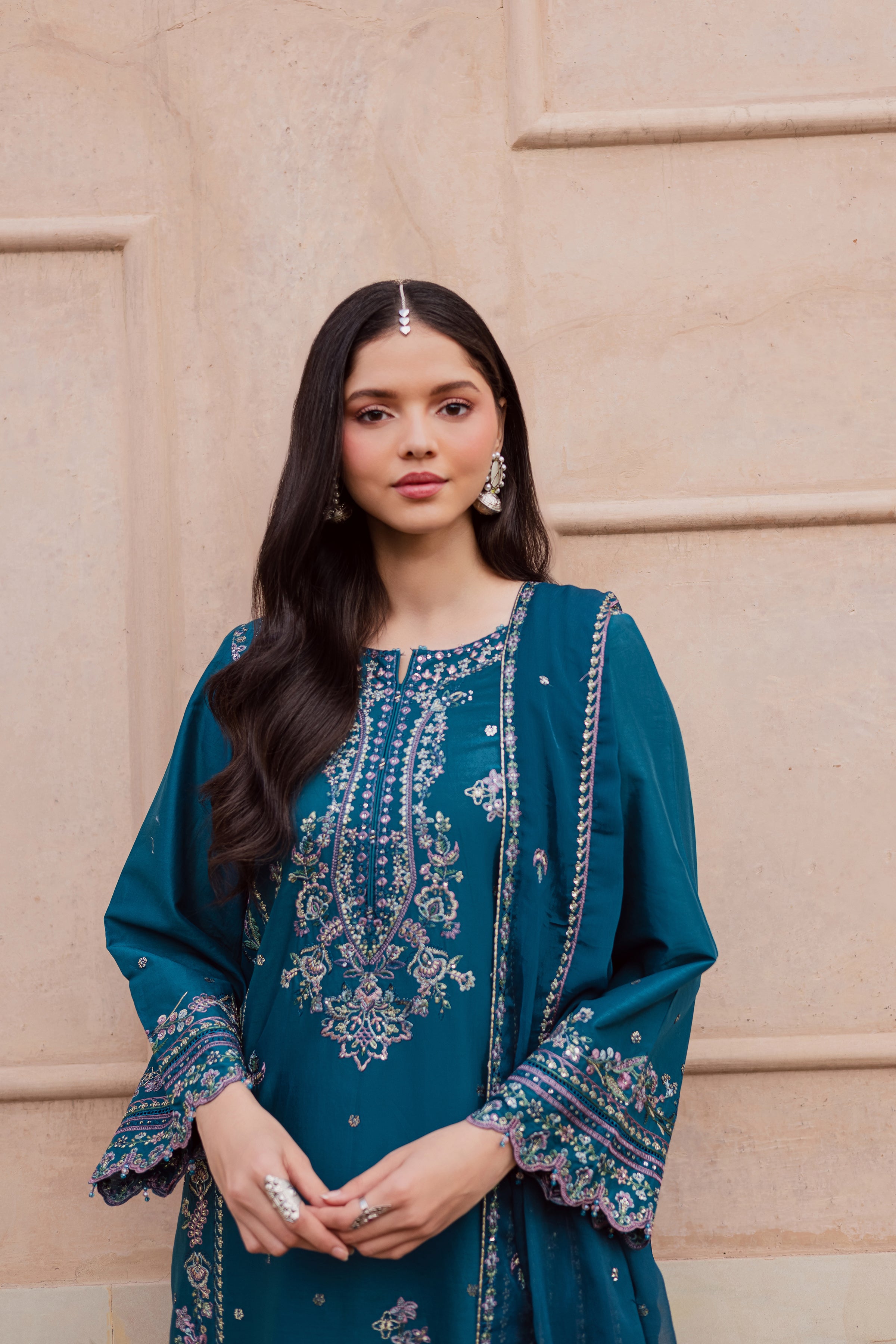 Araz 3Pc - Festive Embroidered Lawn BATIKEID2026 BATIK XS / Zinc Blue / Pima Lawn-S / Zinc Blue / Pima Lawn-M / Zinc Blue / Pima Lawn-L / Zinc Blue / Pima Lawn-XL / Zinc Blue / Pima Lawn