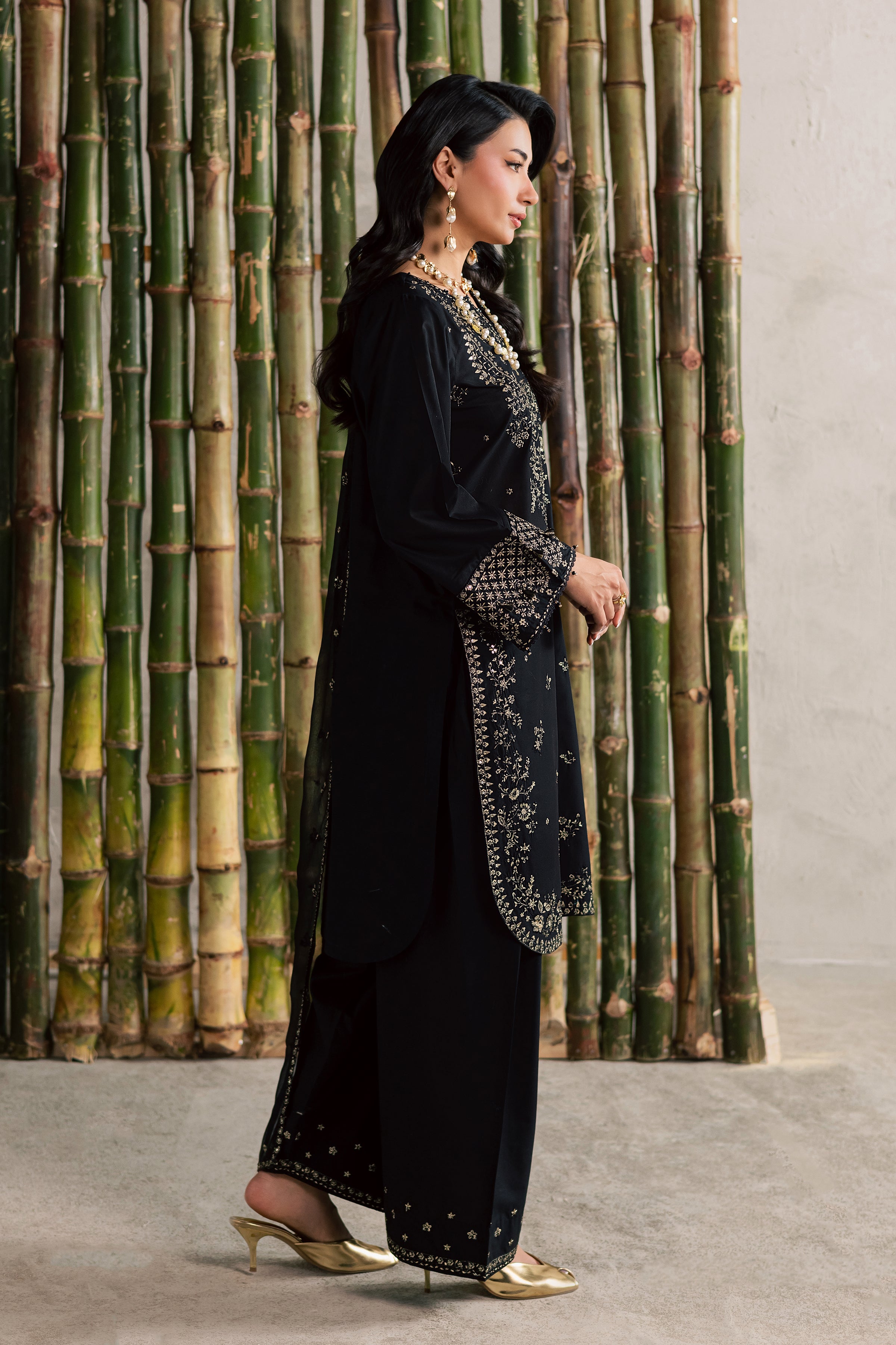 Ash 3Pc - Festive Embroidered Lawn BATIKEID2026 BATIK XS / Black / Pima Lawn-S / Black / Pima Lawn-M / Black / Pima Lawn-L / Black / Pima Lawn-XL / Black / Pima Lawn