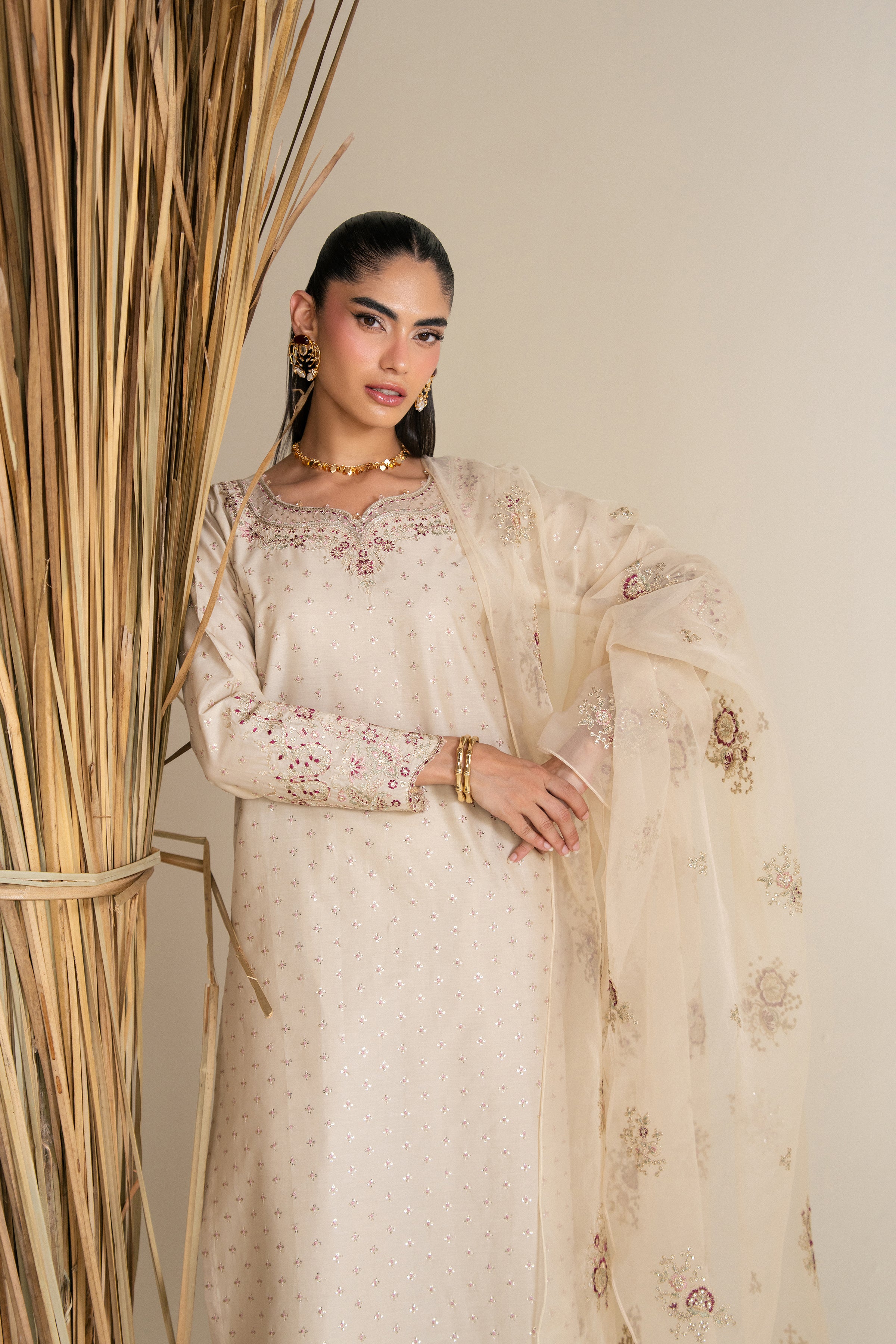 Beijing 3Pc - Festive Eid Pret BATIKSS26 BATIK XS / Oat Meal / Giza-S / Oat Meal / Giza-M / Oat Meal / Giza-L / Oat Meal / Giza-XL / Oat Meal / Giza