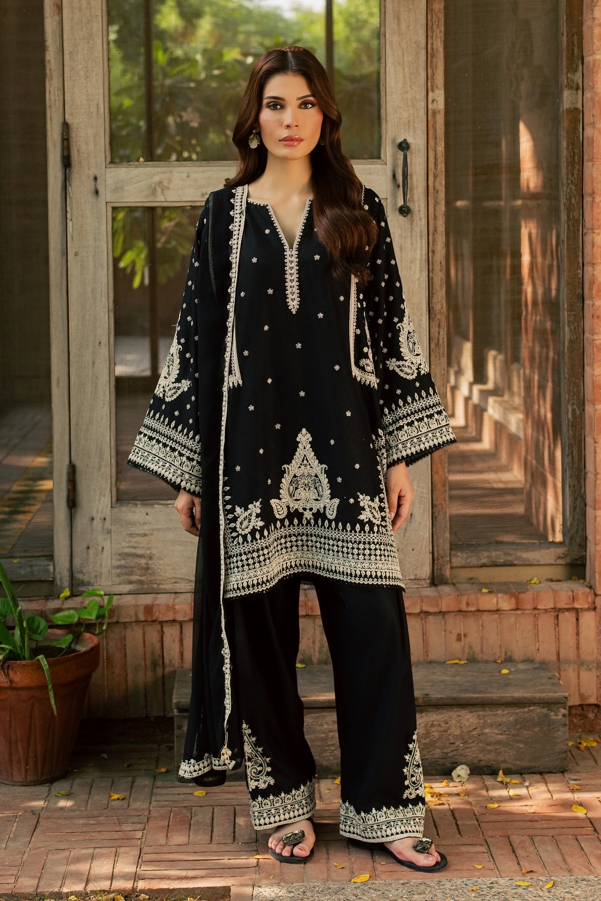 Black Arwa 3Pc - Embroidered Karandi Pret PRETKARANDI2026 BATIK XS / Black / Karandi