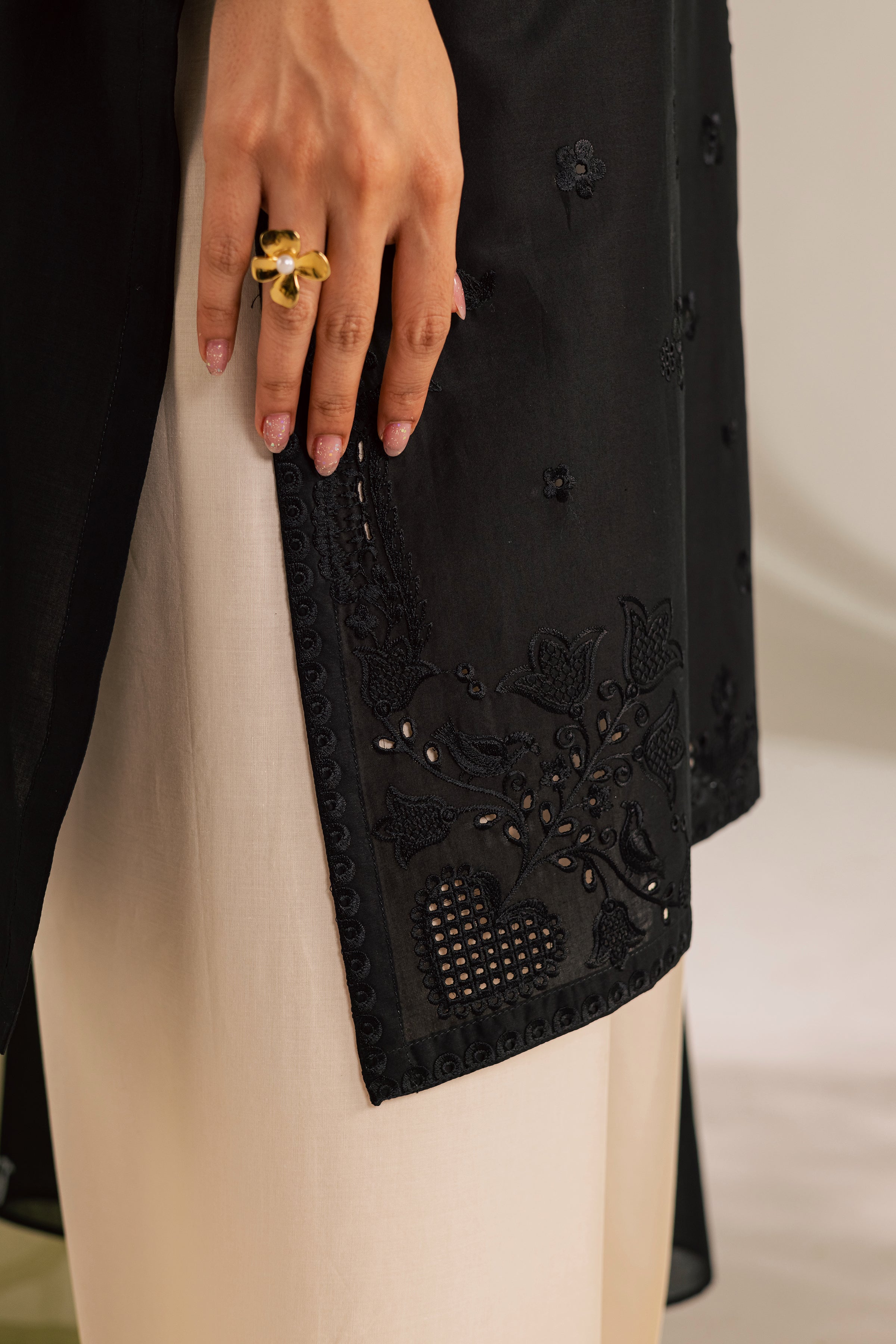 Black Bird 2Pc - Embroidered Lawn Dress EverydayEdit26 BATIK XS / Black / Pima Lawn-S / Black / Pima Lawn-M / Black / Pima Lawn-L / Black / Pima Lawn-XL / Black / Pima Lawn