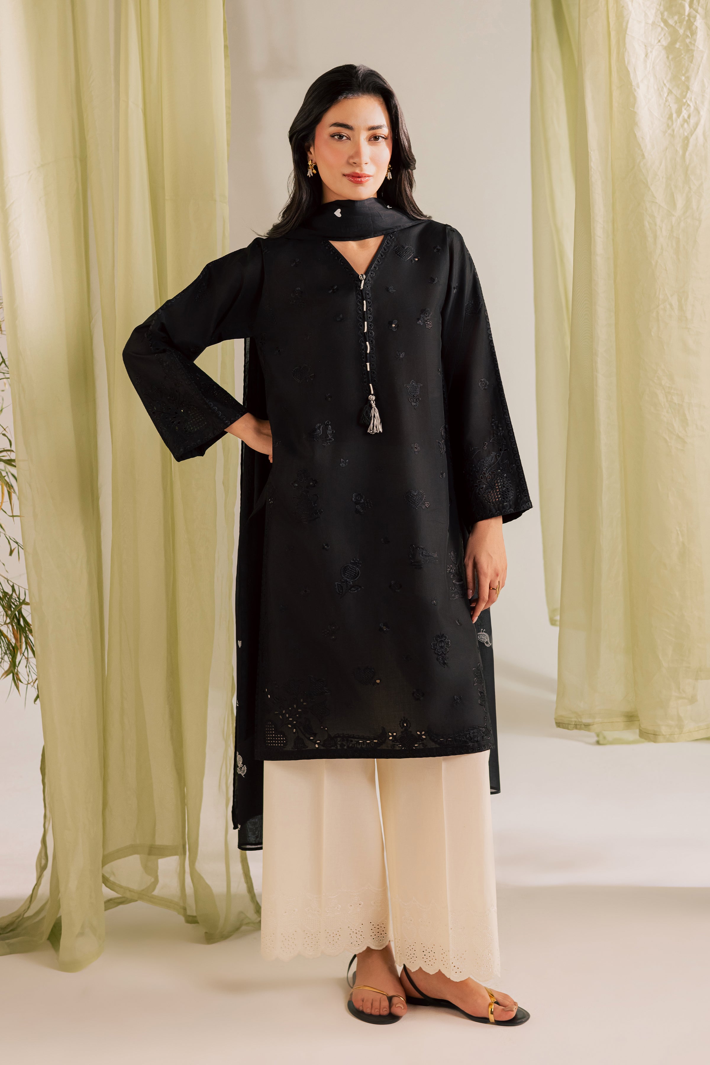 Black Bird 2Pc - Embroidered Lawn Dress EverydayEdit26 BATIK XS / Black / Pima Lawn-S / Black / Pima Lawn-M / Black / Pima Lawn-L / Black / Pima Lawn-XL / Black / Pima Lawn