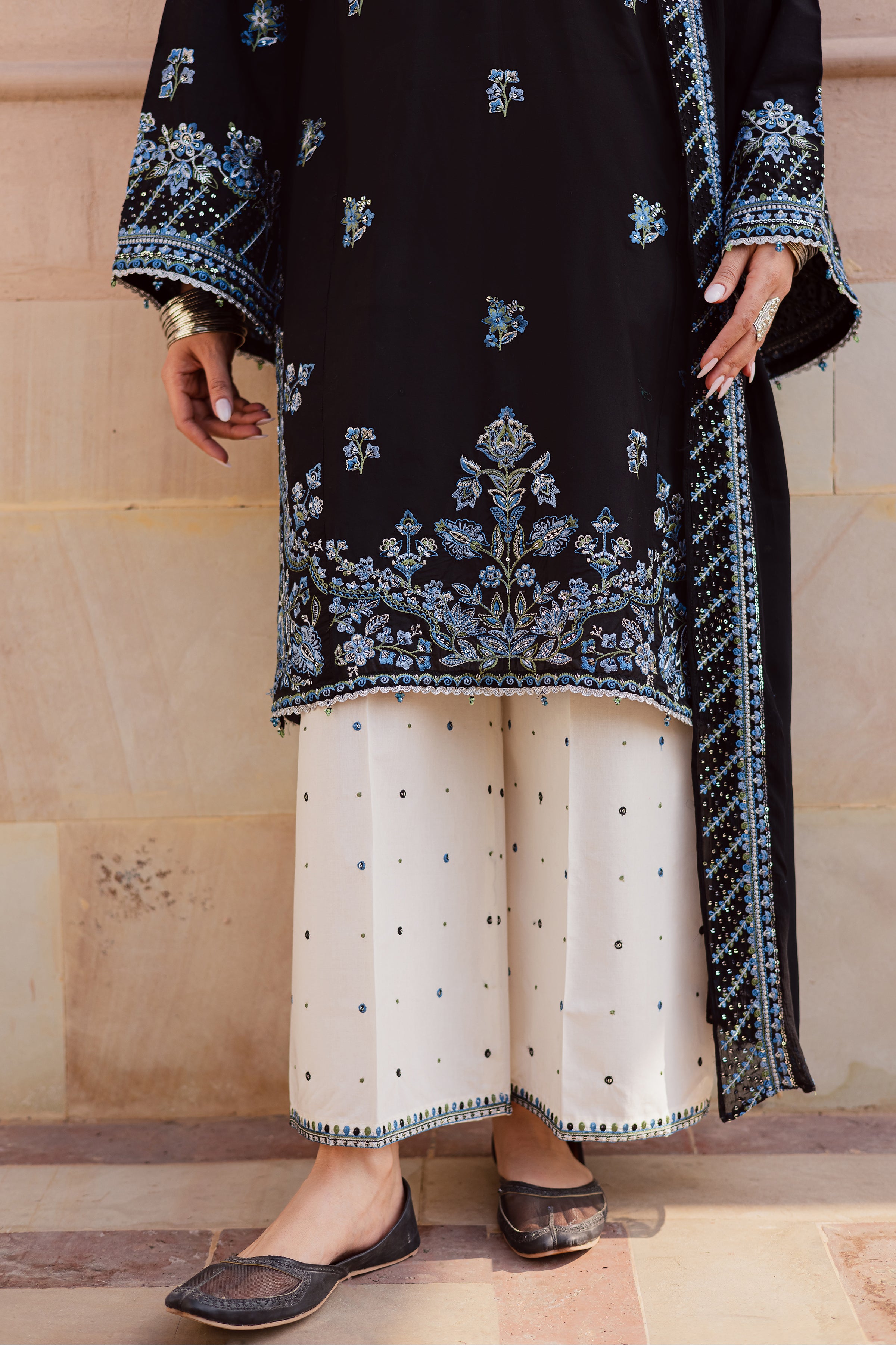 Black Iris 3Pc - Festive Embroidered Lawn BATIKEID2026 BATIK XS / Black / Pima Lawn-S / Black / Pima Lawn-M / Black / Pima Lawn-L / Black / Pima Lawn-XL / Black / Pima Lawn