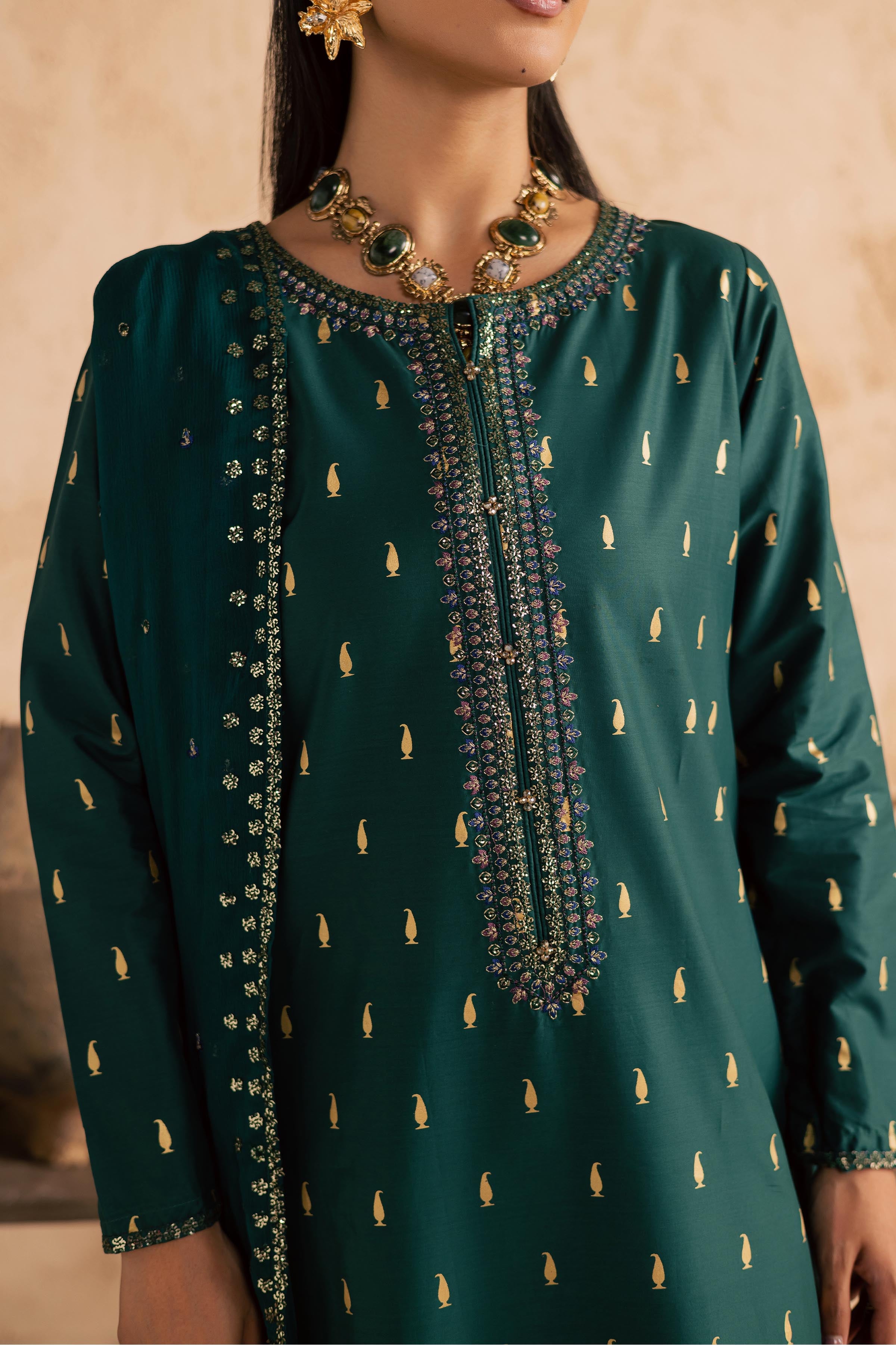 Caspien 3Pc - Embroidered Festive Pret BATIKSS26 BATIK XS / Perzik Green / Giza-S / Perzik Green / Giza-M / Perzik Green / Giza-L / Perzik Green / Giza-XL / Perzik Green / Giza