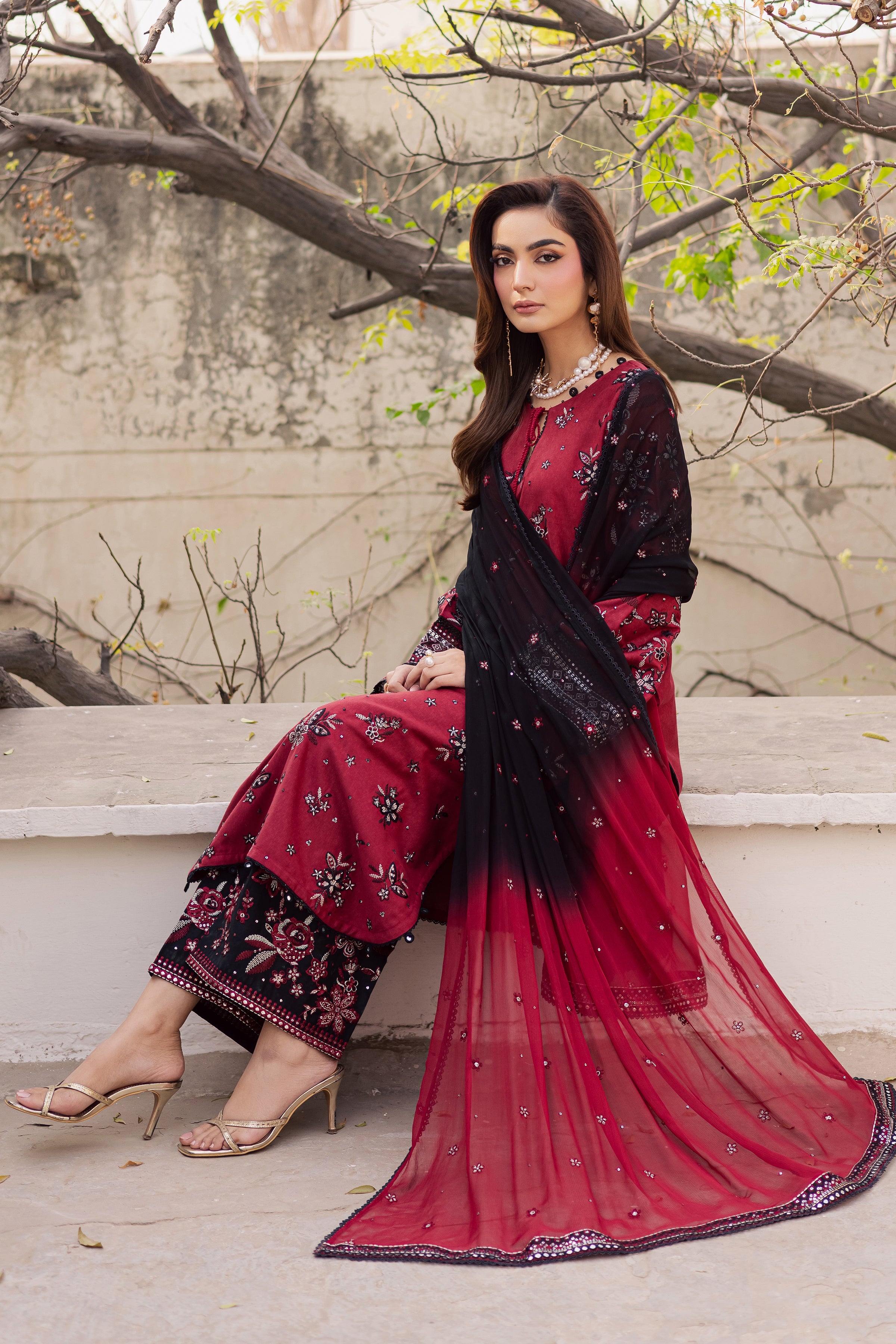 Cola 3Pc - Embroidered Festive Pret BATIK WINTER PRET 2025 BATIK XS / Red / Cotton-S / Red / Cotton-M / Red / Cotton-L / Red / Cotton-XL / Red / Cotton