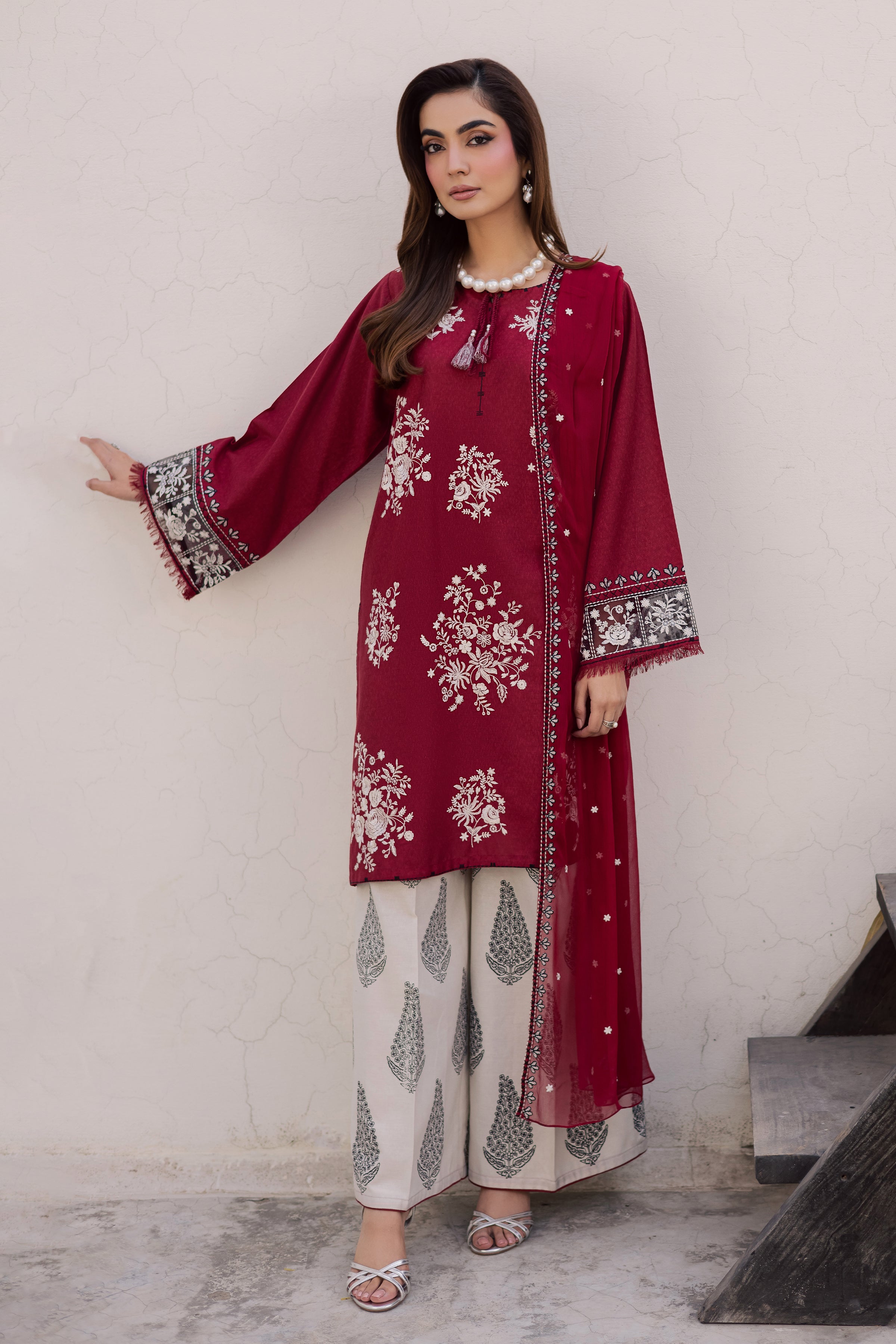 Contradiction 3Pc - Embroidered Festive Pret BATIK WINTER PRET 2025 BATIK XS / Red / Textured Cotton-S / Red / Textured Cotton-M / Red / Textured Cotton-L / Red / Textured Cotton-XL / Red / Textured Cotton
