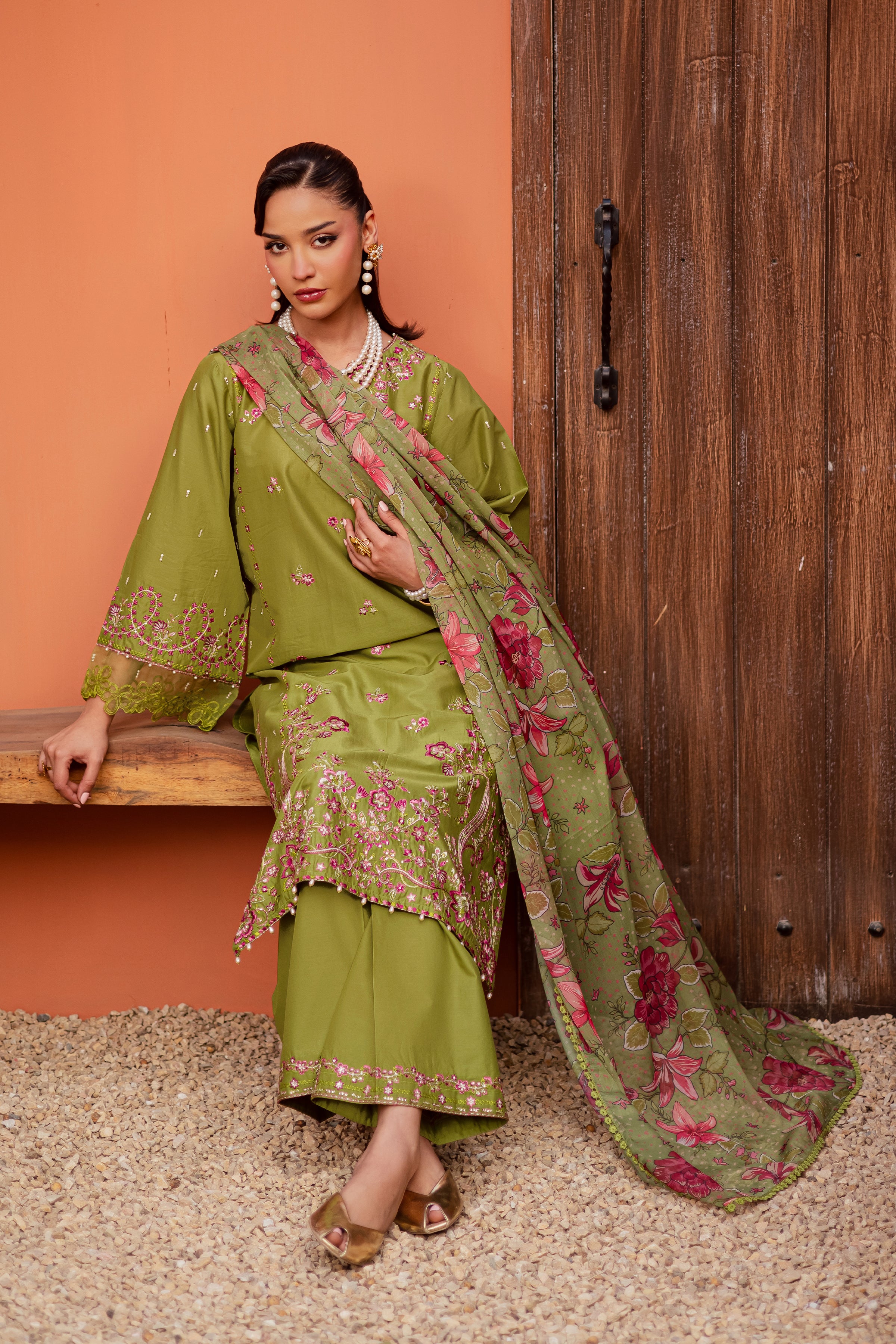 Cray 3Pc - Festive Embroidered Lawn BATIKEID2026 BATIK XS / Fern / Pima Lawn-S / Fern / Pima Lawn-M / Fern / Pima Lawn-L / Fern / Pima Lawn-XL / Fern / Pima Lawn