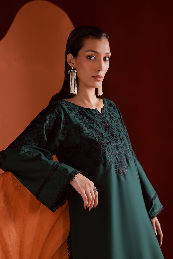 Dippit 2Pc - Embroidered Khaddar Dress BATIK WINTER PRET 2025  BATIK   XS / Emerald Green / Khaddar-S / Emerald Green / Khaddar-M / Emerald Green / Khaddar-L / Emerald Green / Khaddar-XL / Emerald Green / Khaddar