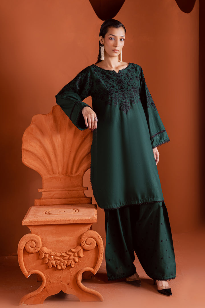 Dippit 2Pc - Embroidered Khaddar Dress BATIK WINTER PRET 2025  BATIK   XS / Emerald Green / Khaddar-S / Emerald Green / Khaddar-M / Emerald Green / Khaddar-L / Emerald Green / Khaddar-XL / Emerald Green / Khaddar