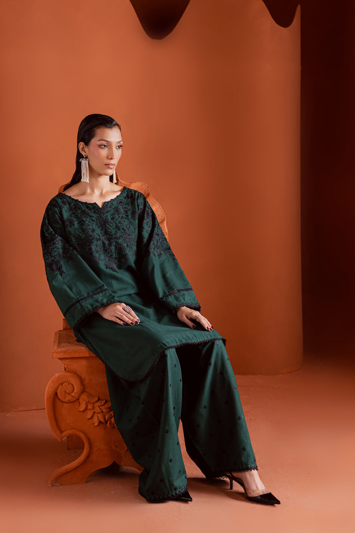 Dippit 2Pc - Embroidered Khaddar Dress BATIK WINTER PRET 2025  BATIK   XS / Emerald Green / Khaddar-S / Emerald Green / Khaddar-M / Emerald Green / Khaddar-L / Emerald Green / Khaddar-XL / Emerald Green / Khaddar