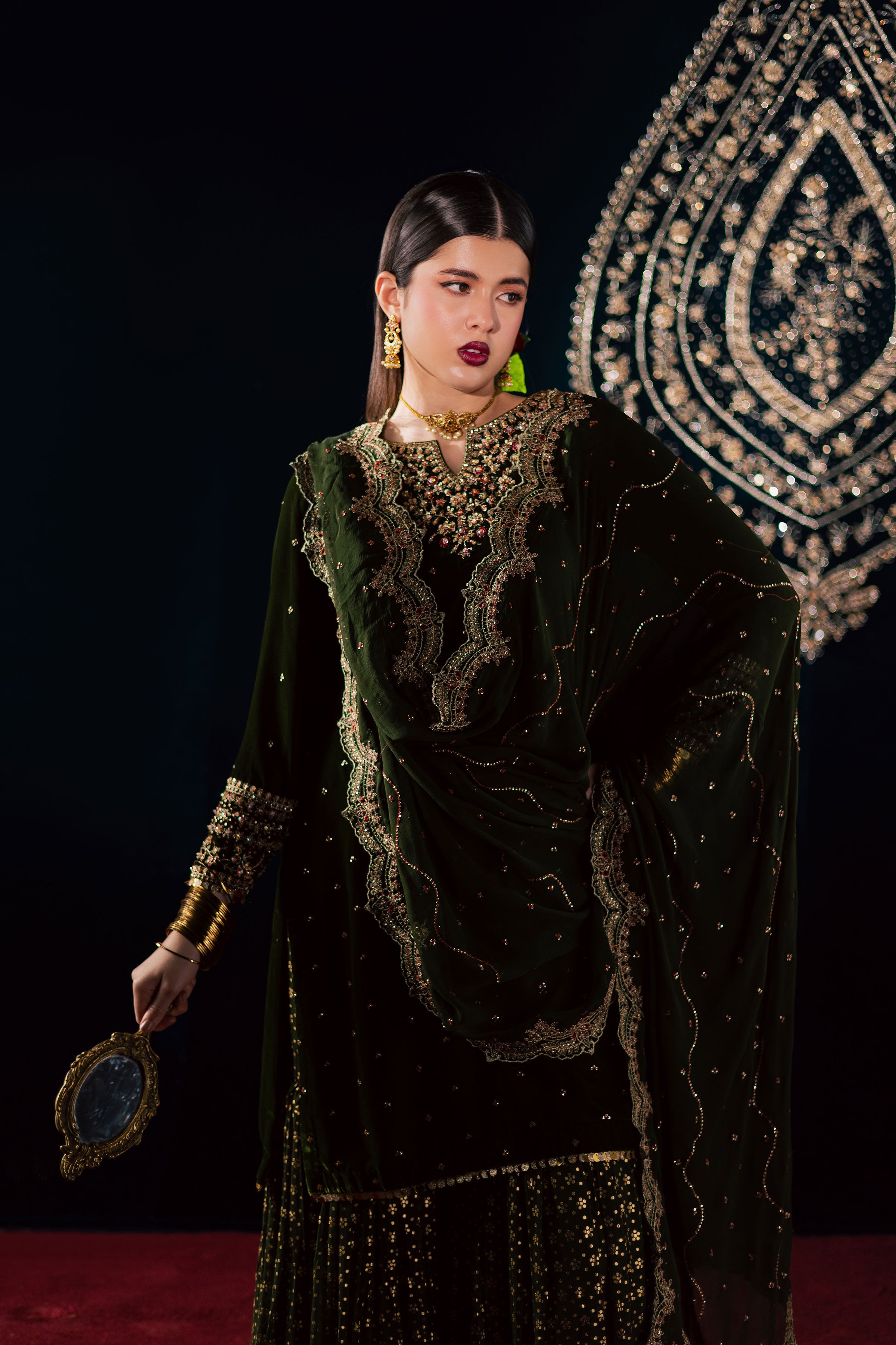 Eloise 3Pc - Velvet Luxe Pret BATIKLuxePRET2025 BATIK XS / Mehendi Green / Velvet-S / Mehendi Green / Velvet-M / Mehendi Green / Velvet-L / Mehendi Green / Velvet-XL / Mehendi Green / Velvet