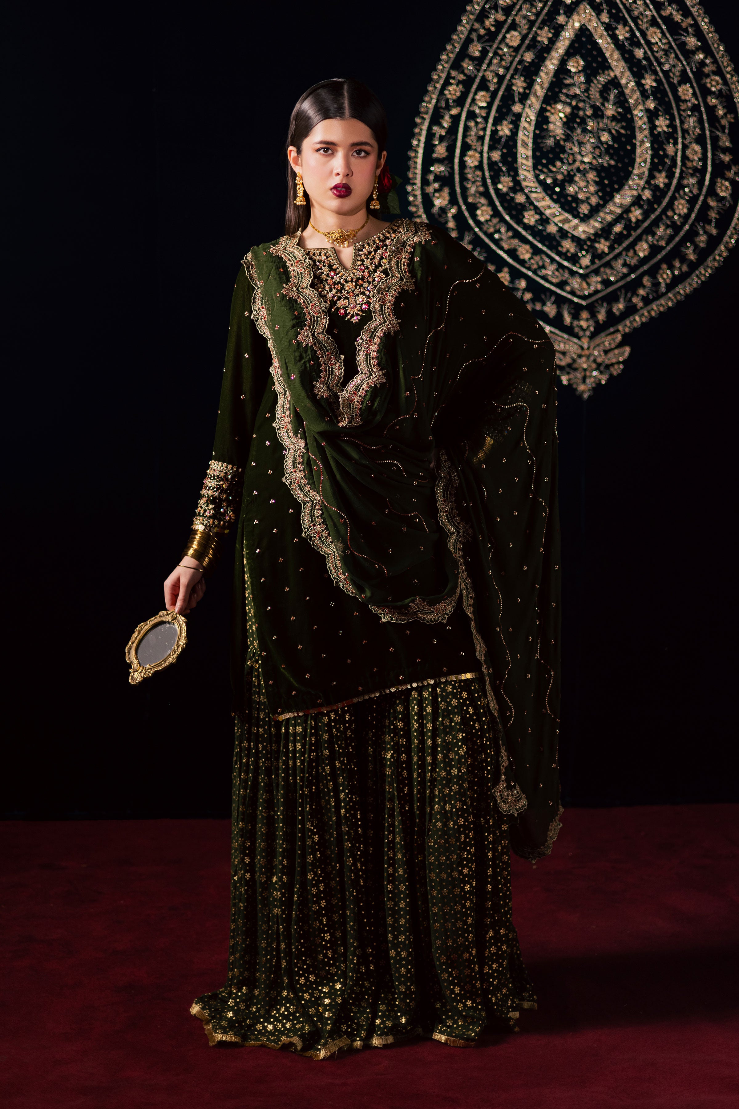 Eloise 3Pc - Velvet Luxe Pret BATIKLuxePRET2025 BATIK XS / Mehendi Green / Velvet-S / Mehendi Green / Velvet-M / Mehendi Green / Velvet-L / Mehendi Green / Velvet-XL / Mehendi Green / Velvet