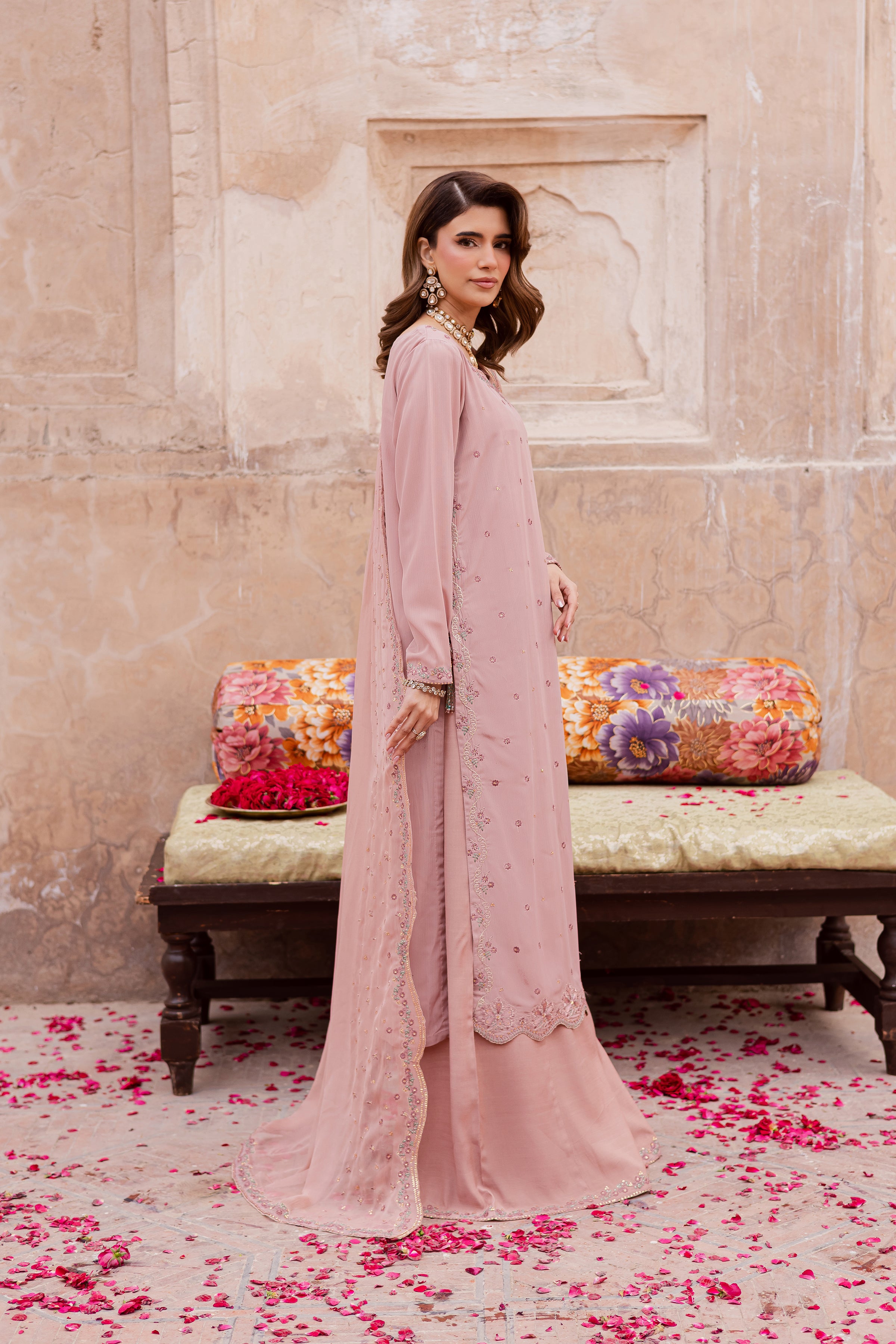 Elvira 3Pc - Festive Luxe Pret BATIKSTUDIO2025 BATIK S / Powder Pink / Zari Crinkle-M / Powder Pink / Zari Crinkle-L / Powder Pink / Zari Crinkle