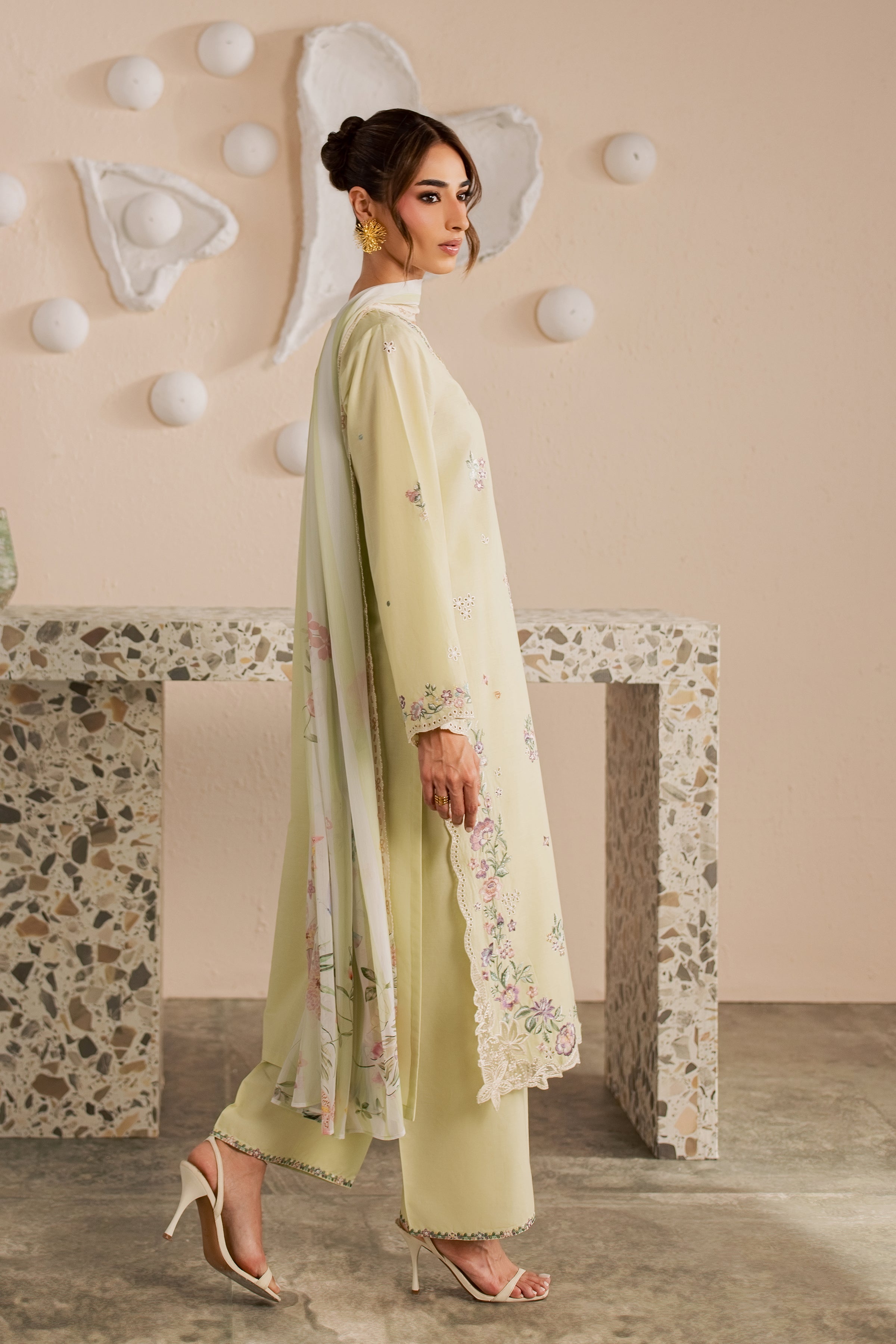 Eris 3Pc - Embroidered Lawn Dress EverydayEdit26 BATIK XS / Lint / Pima Lawn-S / Lint / Pima Lawn-M / Lint / Pima Lawn-L / Lint / Pima Lawn-XL / Lint / Pima Lawn