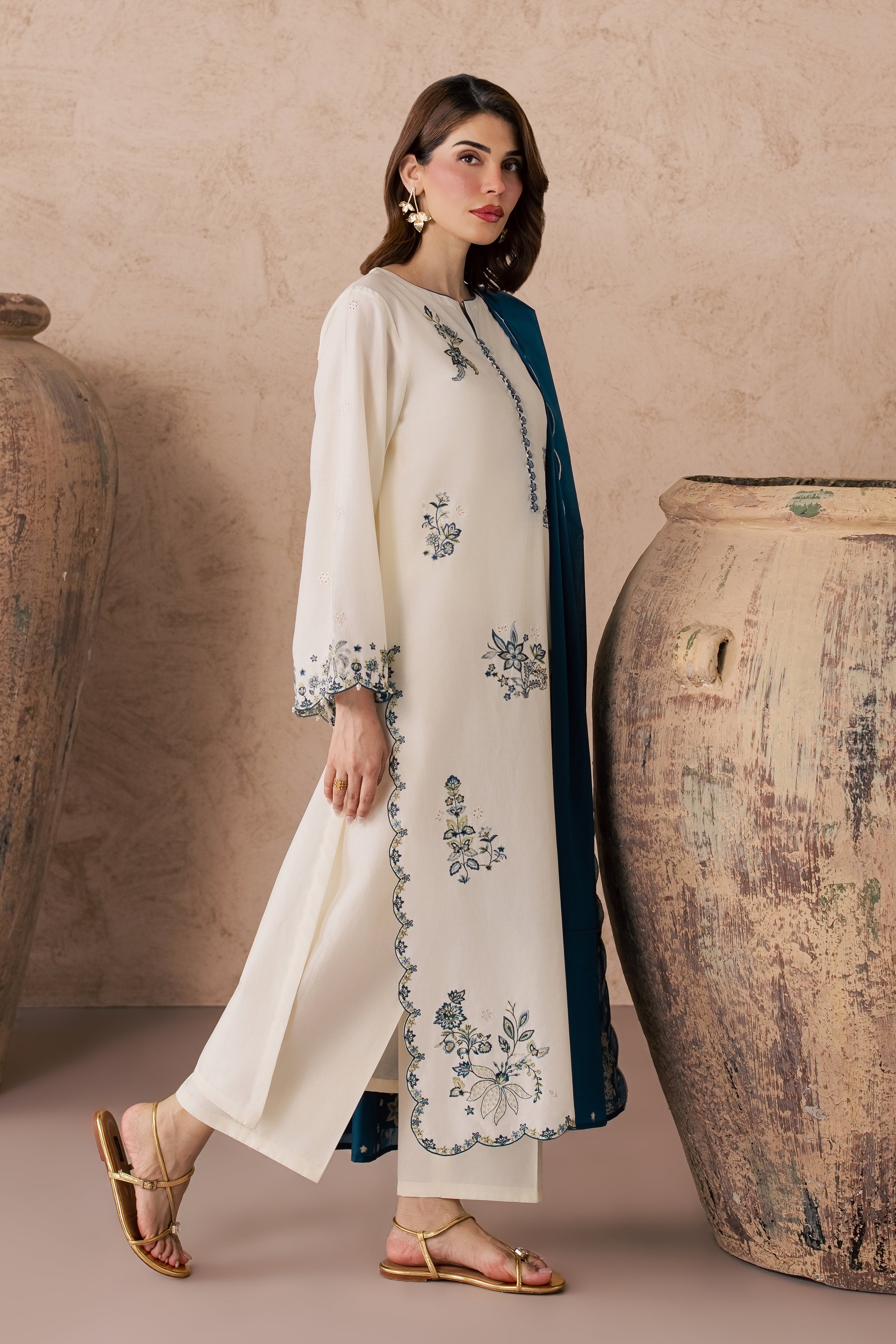 Fable 3Pc - Embroidered Lawn Dress EverydayEdit26 BATIK XS / Eggnog / Pima Lawn-S / Eggnog / Pima Lawn-M / Eggnog / Pima Lawn-L / Eggnog / Pima Lawn-XL / Eggnog / Pima Lawn