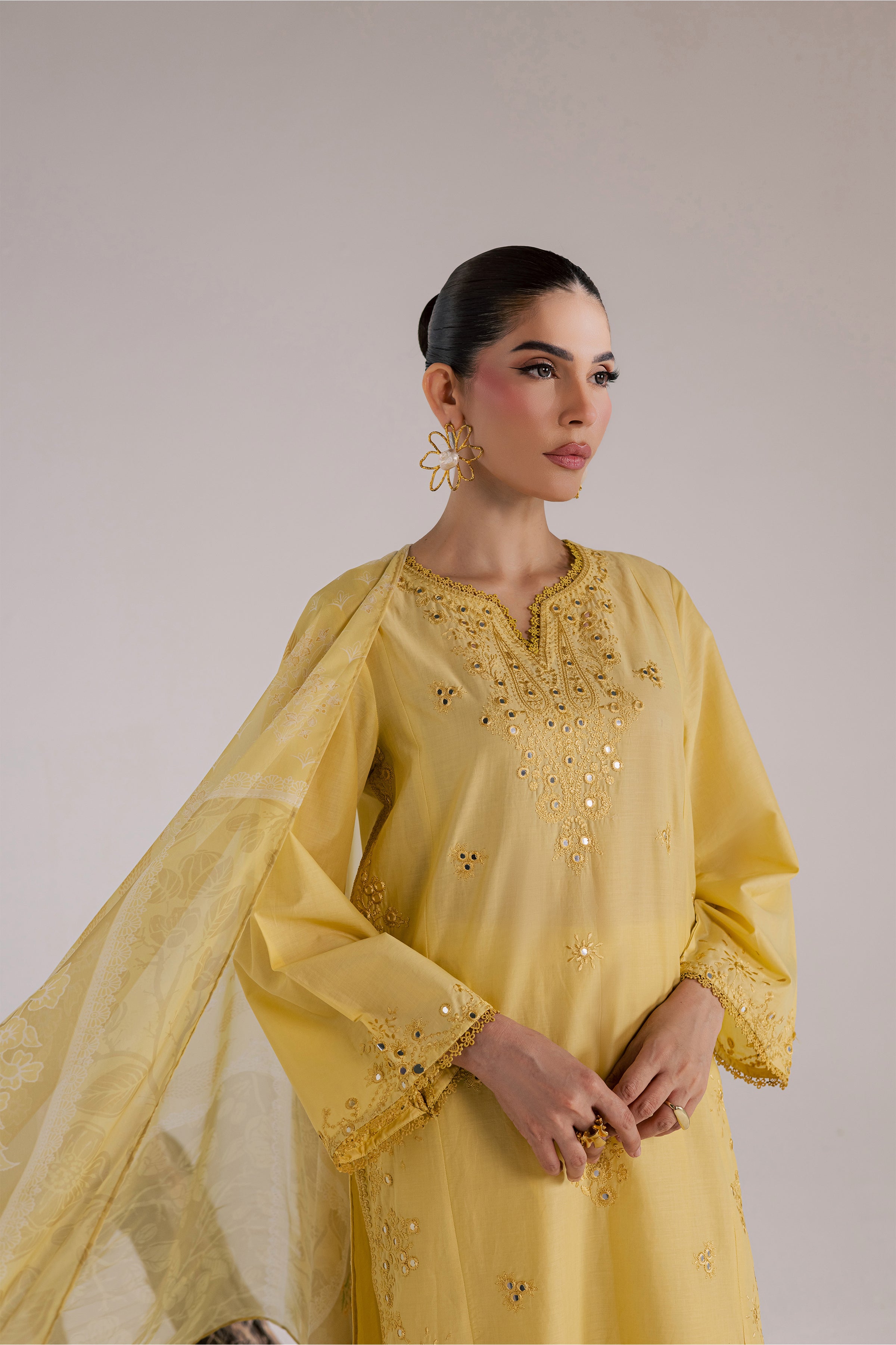 Fiji 3Pc - Luxury Embroidered Lawn BATIKSS26 BATIK XS / Dried Moss / Pima Lawn-S / Dried Moss / Pima Lawn-M / Dried Moss / Pima Lawn-L / Dried Moss / Pima Lawn-XL / Dried Moss / Pima Lawn