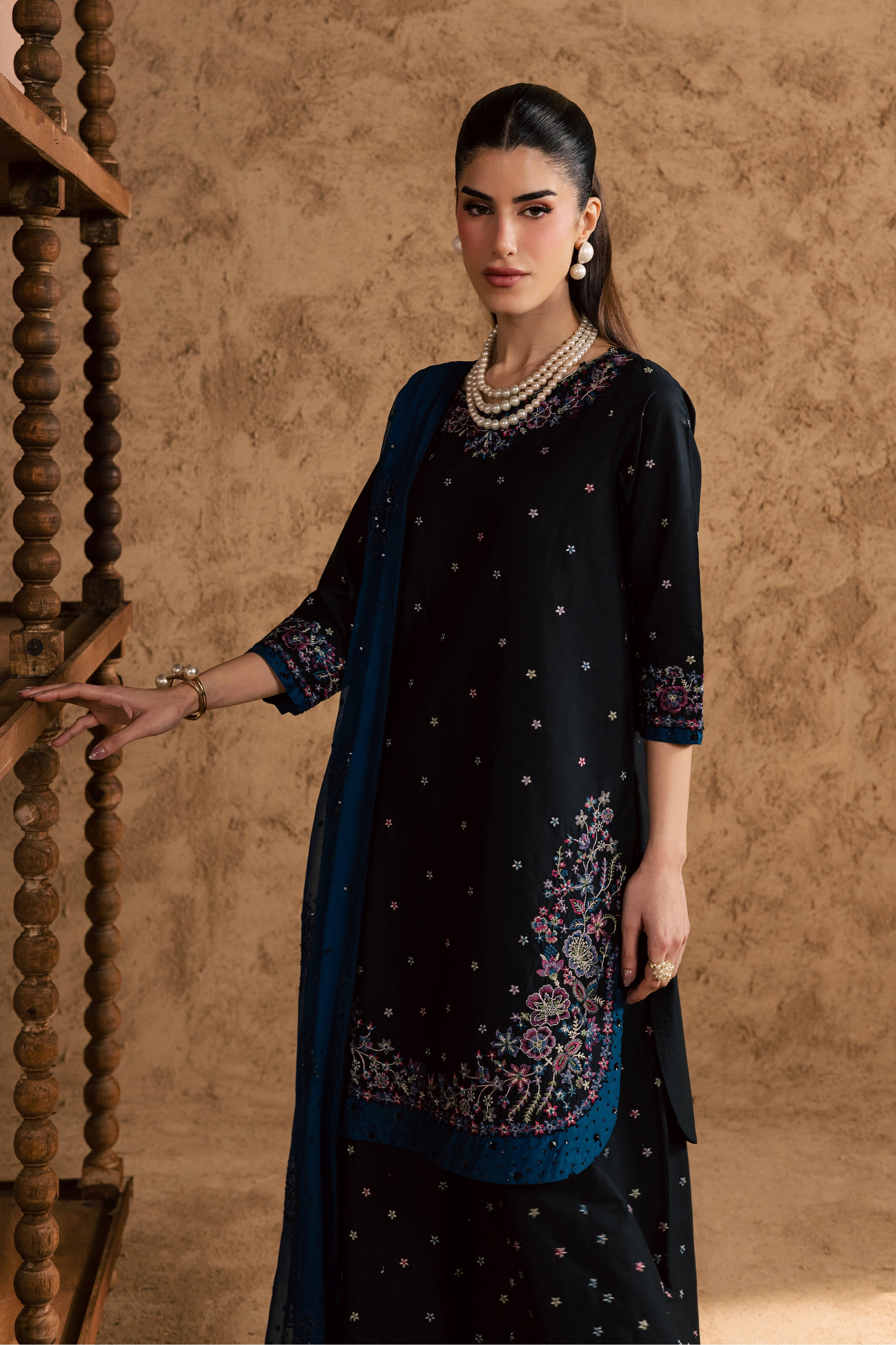 Hayaam 3Pc - Festive Eid Pret BATIKEID2026 BATIK XS / Black / Giza-S / Black / Giza-M / Black / Giza-L / Black / Giza-XL / Black / Giza