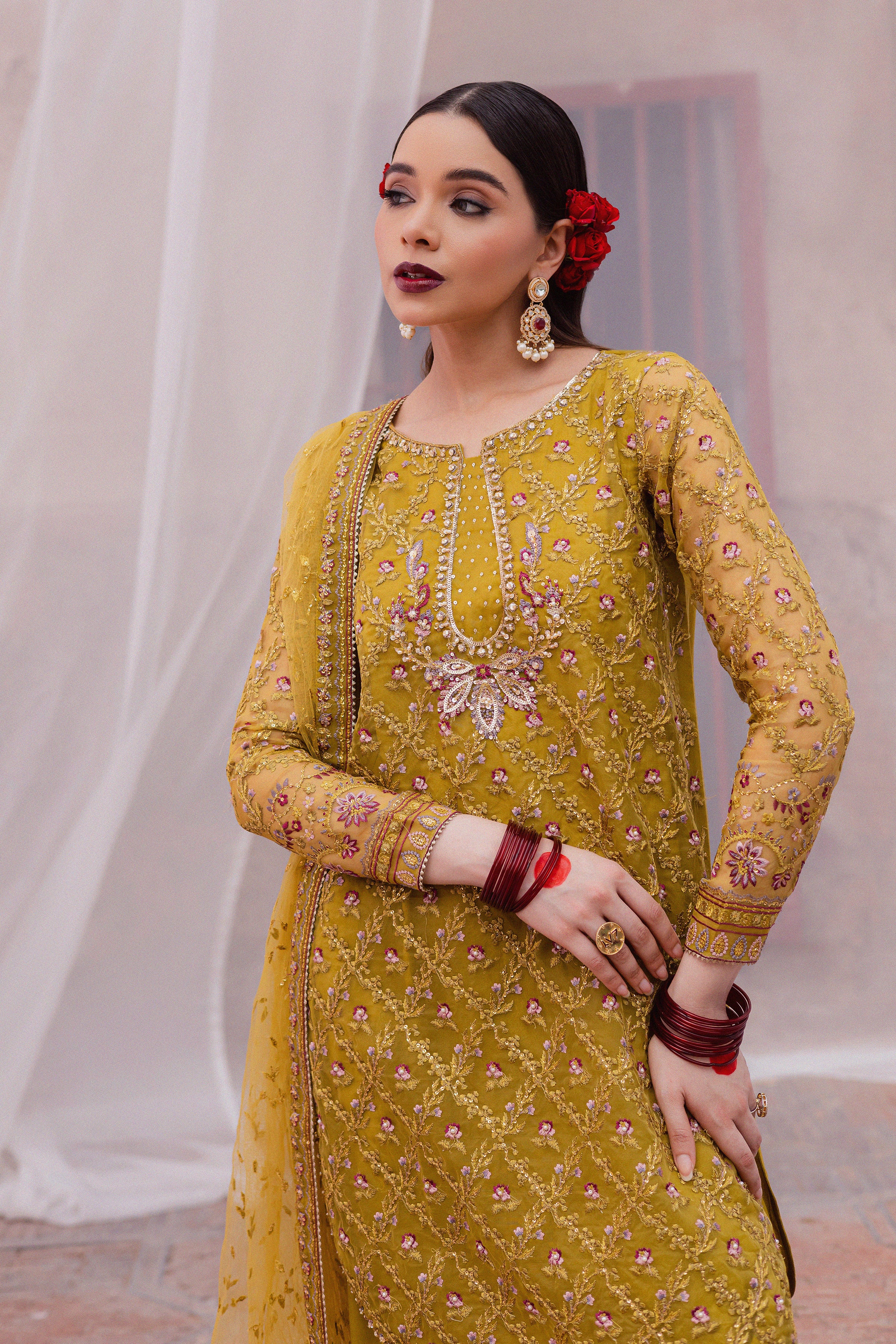 Izel 3Pc - Festive Luxe Pret BATIKSTUDIO2025 BATIK S / Mehndi Green / Organza & Raw Silk-M / Mehndi Green / Organza & Raw Silk-L / Mehndi Green / Organza & Raw Silk