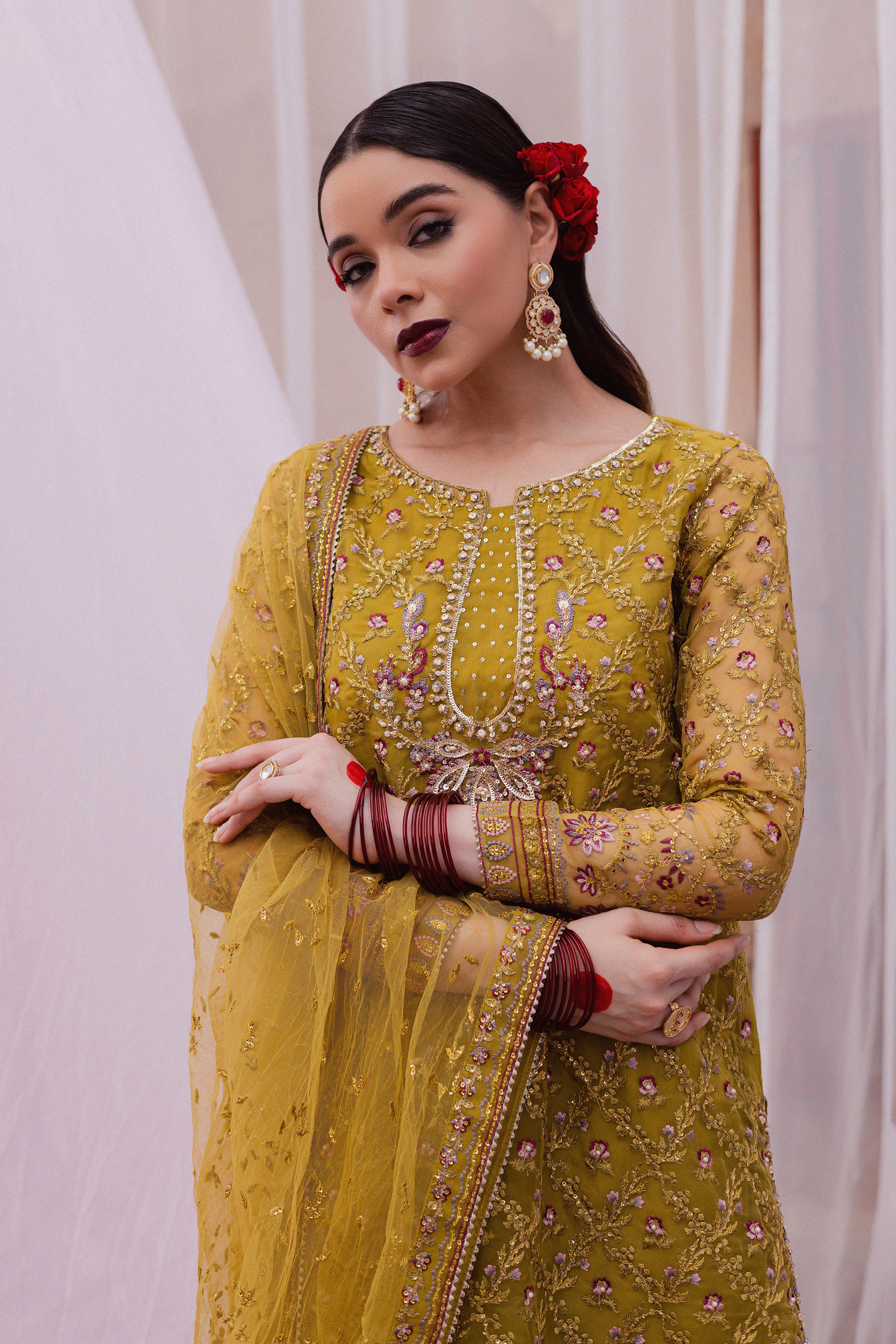 Izel 3Pc - Festive Luxe Pret BATIKSTUDIO2025 BATIK S / Mehndi Green / Organza & Raw Silk-M / Mehndi Green / Organza & Raw Silk-L / Mehndi Green / Organza & Raw Silk