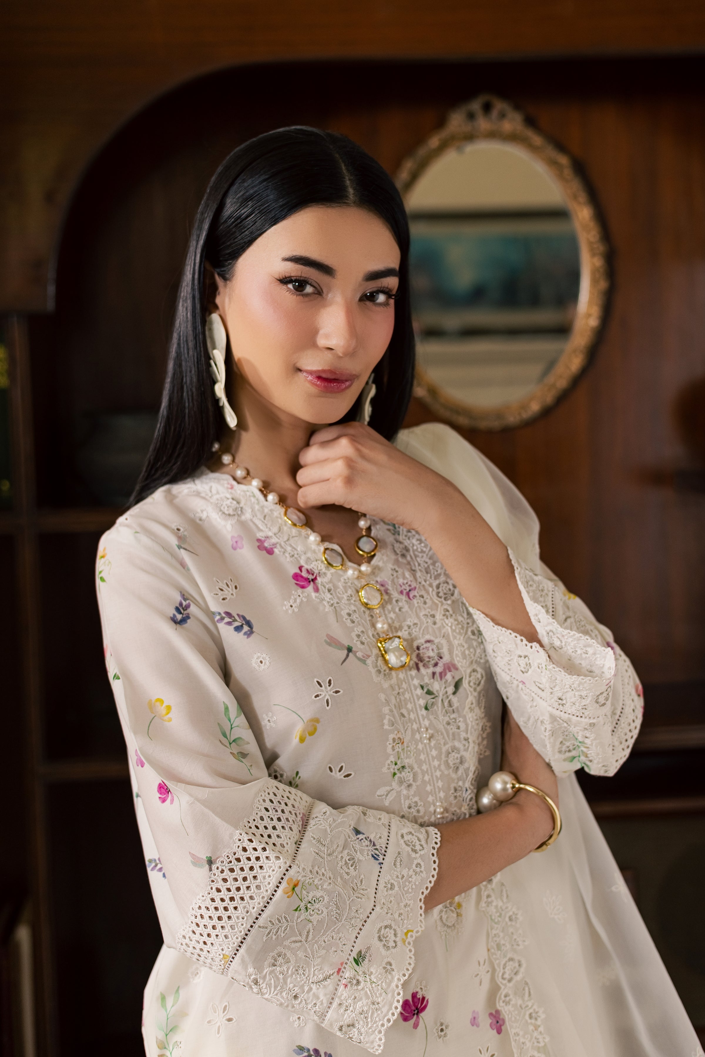 Jinan 3Pc - Luxury Embroidered Lawn BATIKSS26 BATIK XS / White / Pima Lawn-S / White / Pima Lawn-M / White / Pima Lawn-L / White / Pima Lawn-XL / White / Pima Lawn