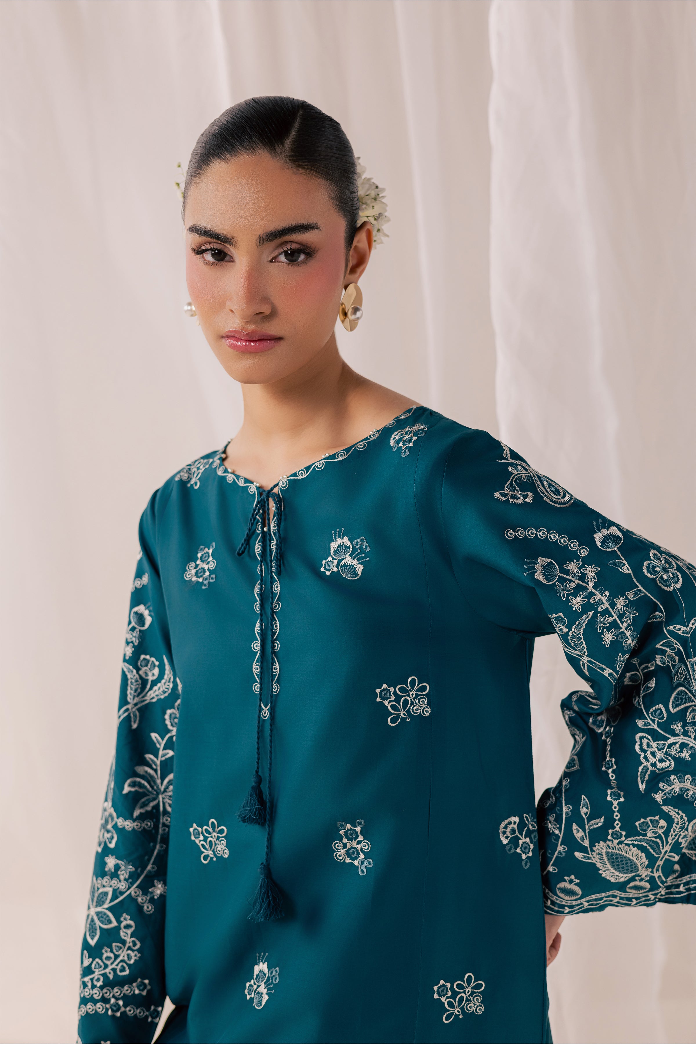 Korrigan 3Pc - Luxury Embroidered Lawn BATIKSS26 BATIK XS / Zinc Blue / Pima Lawn
