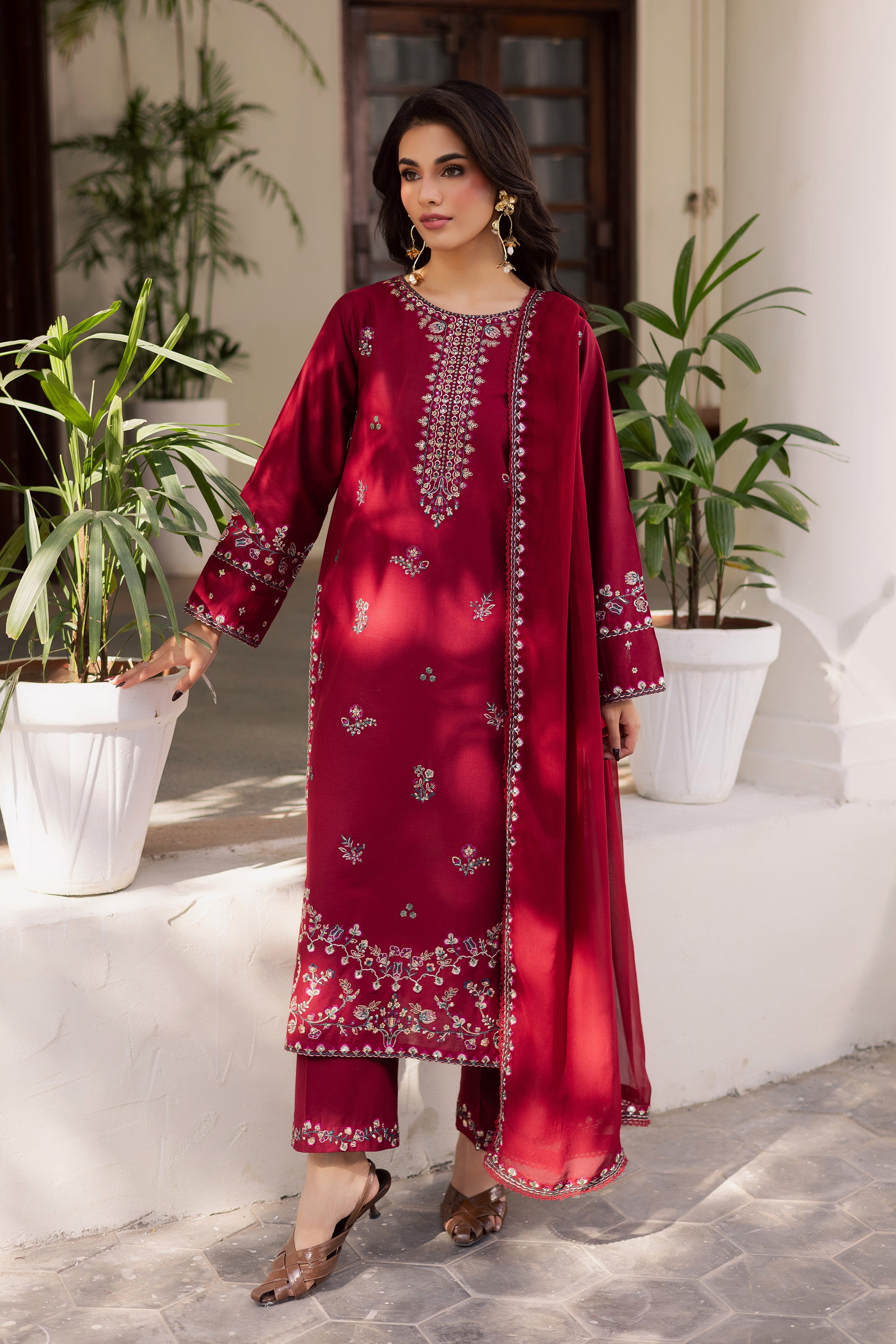 Lail 3Pc - Embroidered Khaddar Dress BATIK WINTER PRET 2025 BATIK XS / Tyrian / Khaddar-S / Tyrian / Khaddar-M / Tyrian / Khaddar-L / Tyrian / Khaddar-XL / Tyrian / Khaddar