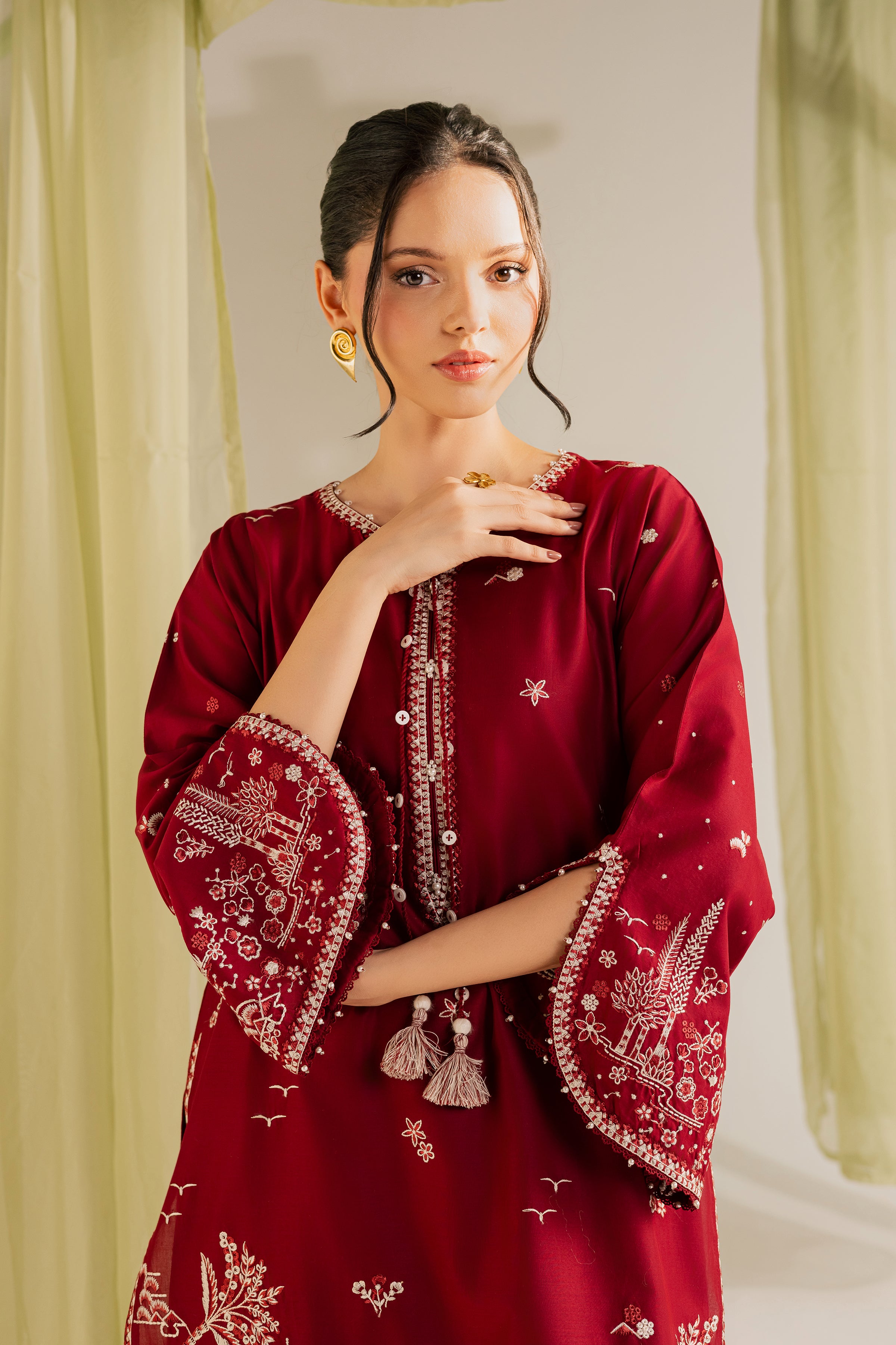 Manzar 2Pc - Embroidered Lawn Dress EverydayEdit26 BATIK XS / Maroon / Pima Lawn-S / Maroon / Pima Lawn-M / Maroon / Pima Lawn-L / Maroon / Pima Lawn-XL / Maroon / Pima Lawn