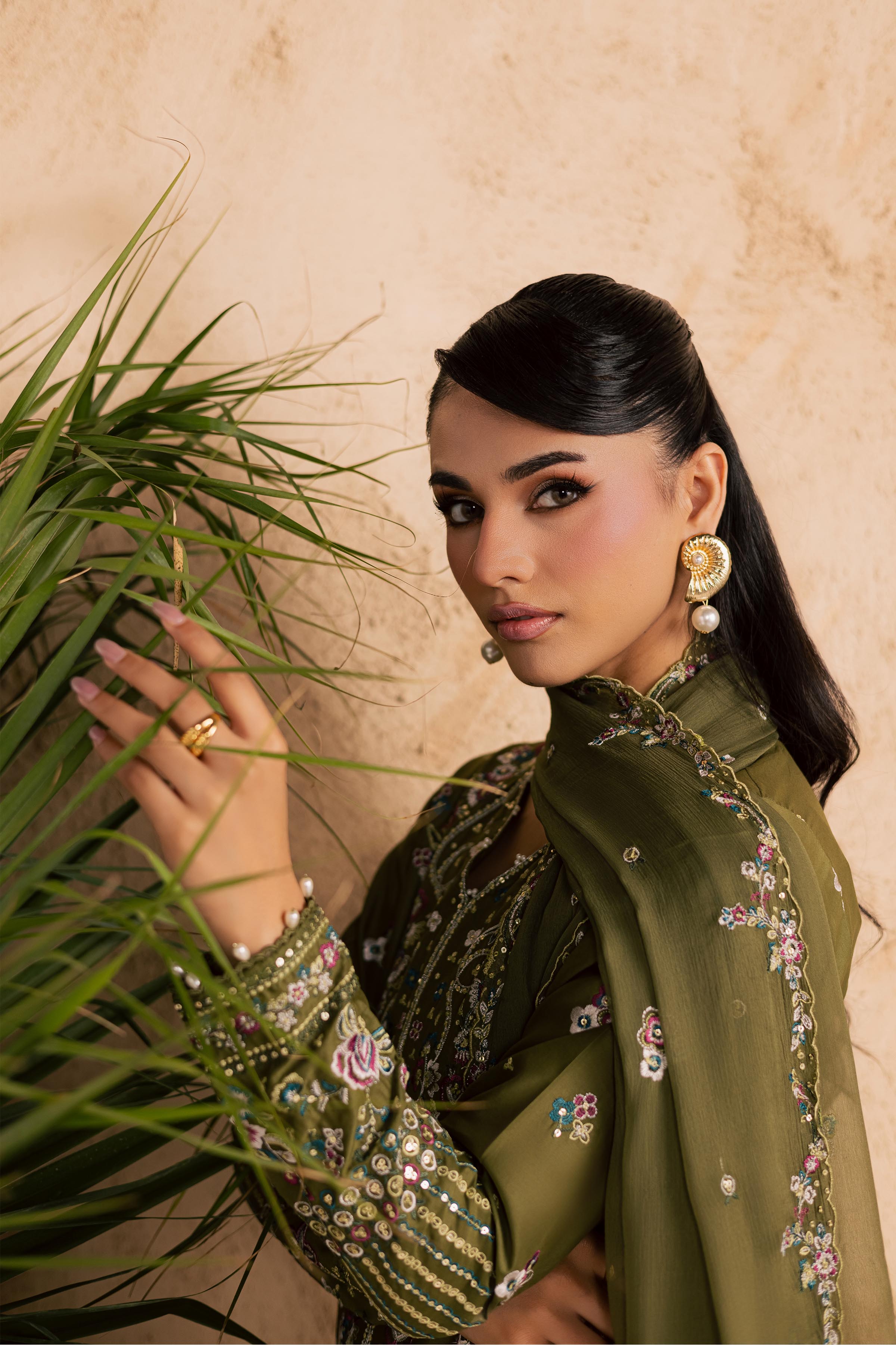 Meshal 3Pc - Embroidered Festive Pret BATIKSS26 BATIK XS / Army Green / Pima-S / Army Green / Pima-M / Army Green / Pima-L / Army Green / Pima-XL / Army Green / Pima