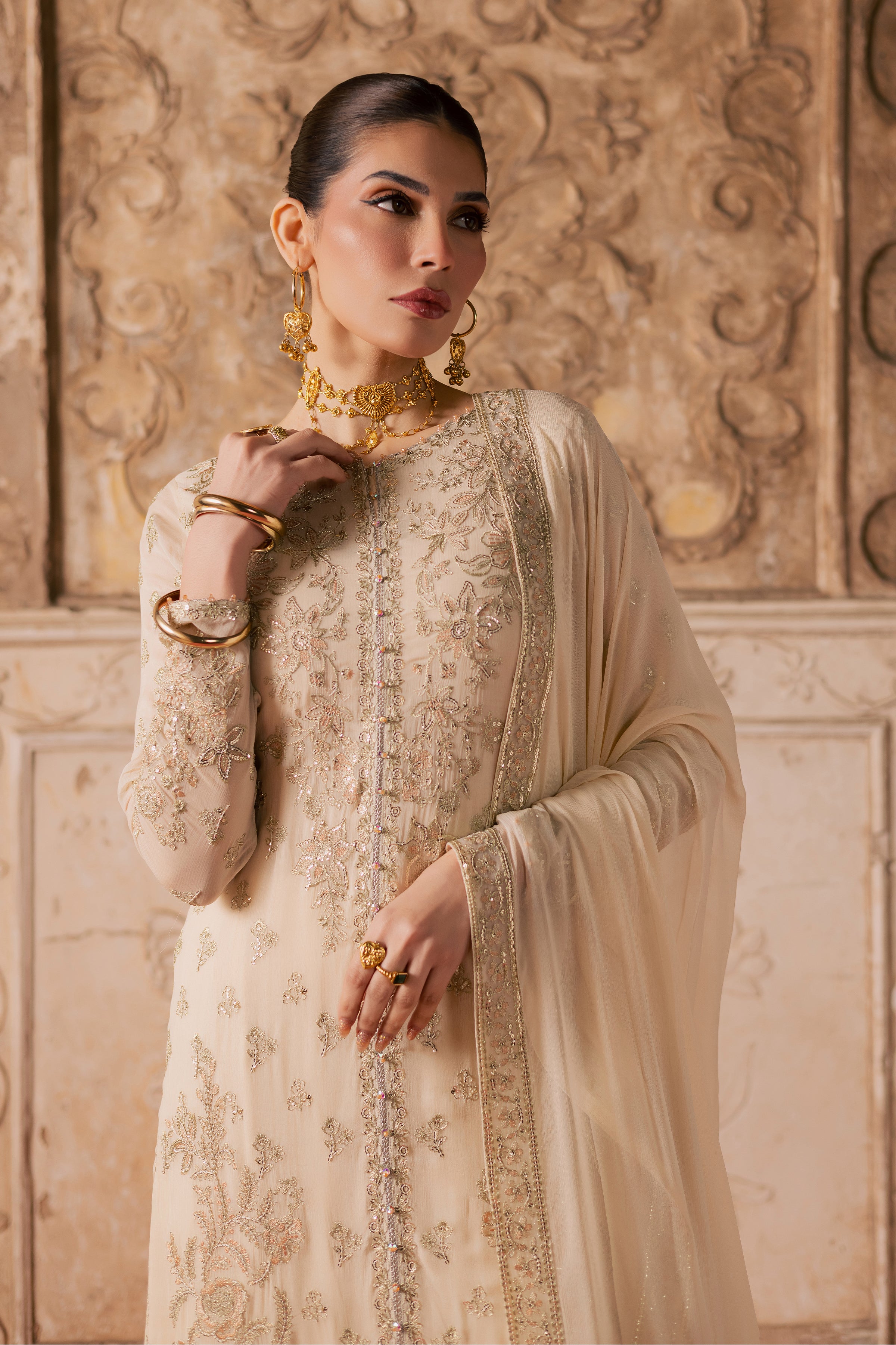 Mooti 3Pc - Festive Luxe Pret BATIKLuxePRET BATIK XS / Ivory / Chiffon-S / Ivory / Chiffon-M / Ivory / Chiffon-L / Ivory / Chiffon-XL / Ivory / Chiffon
