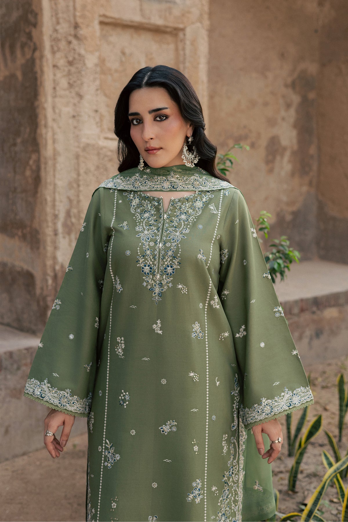 Mosselle 3Pc - Embroidered Khaddar Pret PRETKHADDAR2026 BATIK XS / Moss / Khaddar