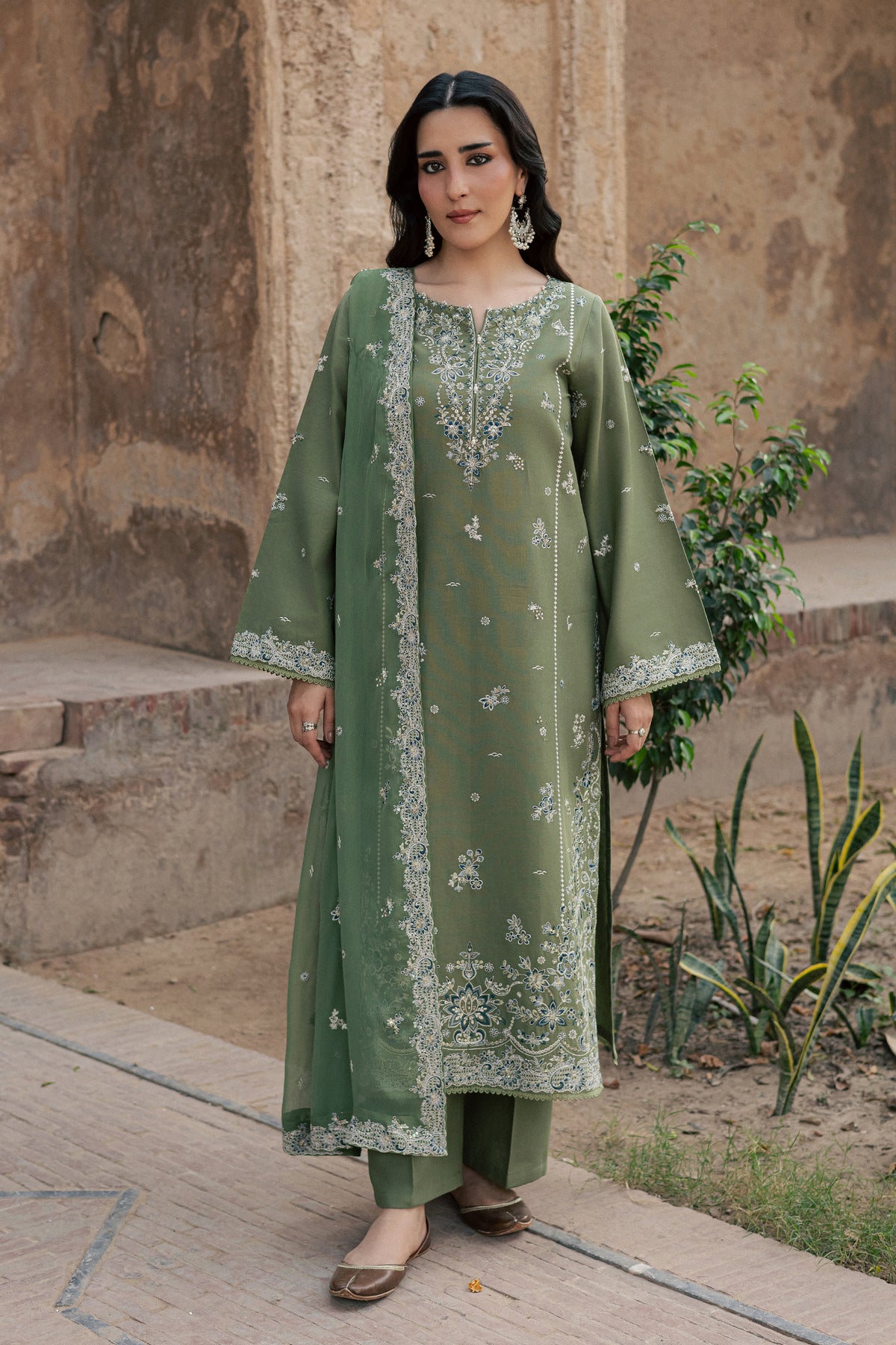 Mosselle 3Pc - Embroidered Khaddar Pret PRETKHADDAR2026 BATIK XS / Moss / Khaddar