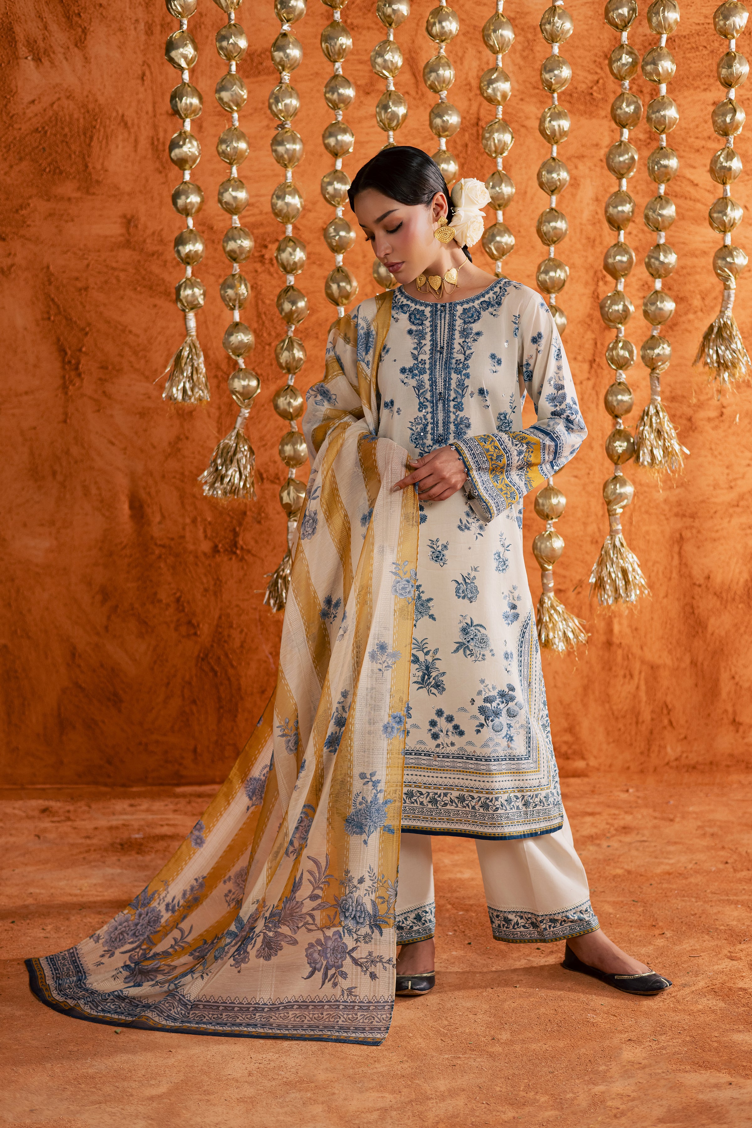 Nariman 3Pc - Printed Lawn Dress BATIKEID2026 BATIK XS / Off White / Lawn-S / Off White / Lawn-M / Off White / Lawn-L / Off White / Lawn-XL / Off White / Lawn