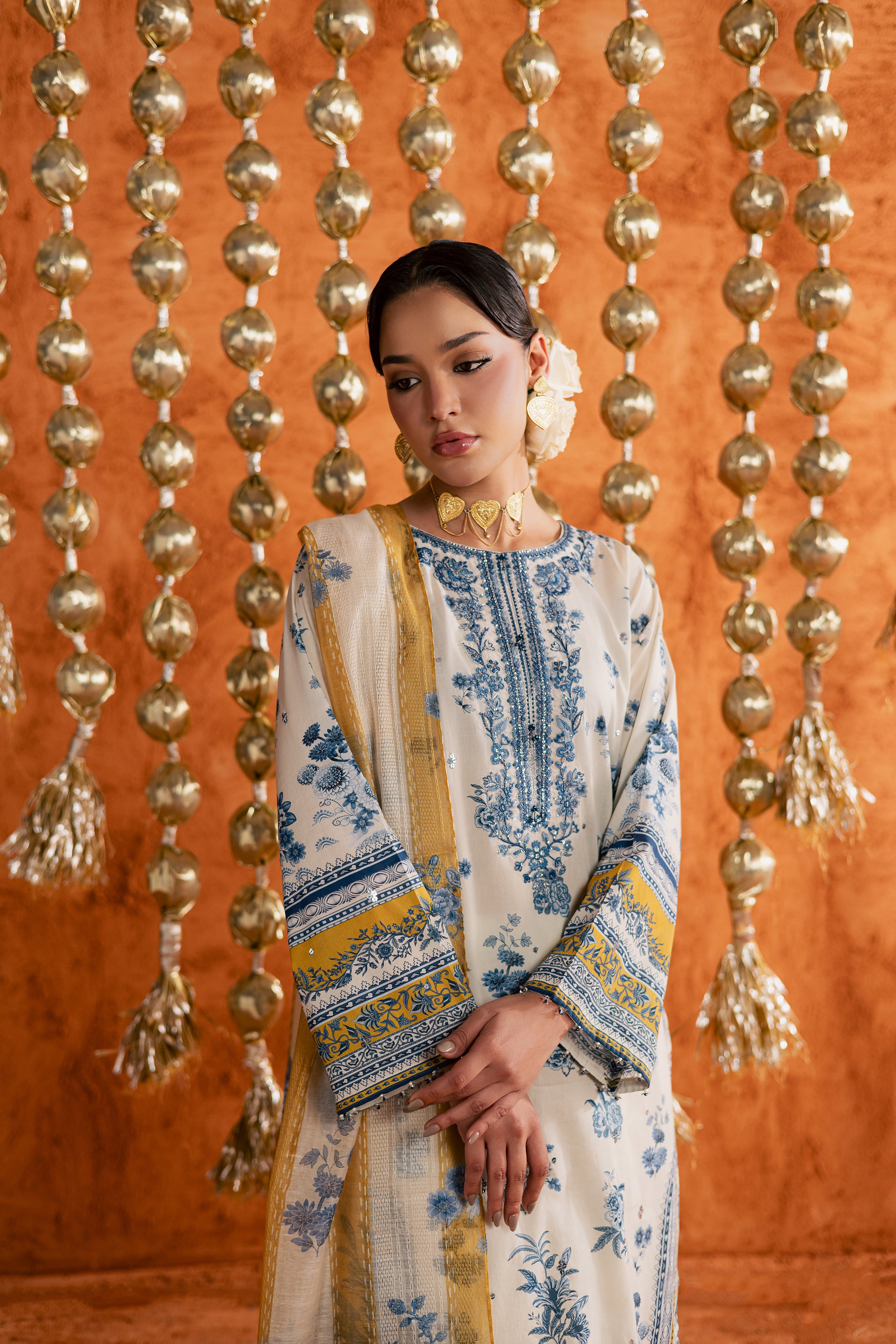 Nariman 3Pc - Printed Lawn Dress BATIKEID2026 BATIK XS / Off White / Lawn-S / Off White / Lawn-M / Off White / Lawn-L / Off White / Lawn-XL / Off White / Lawn