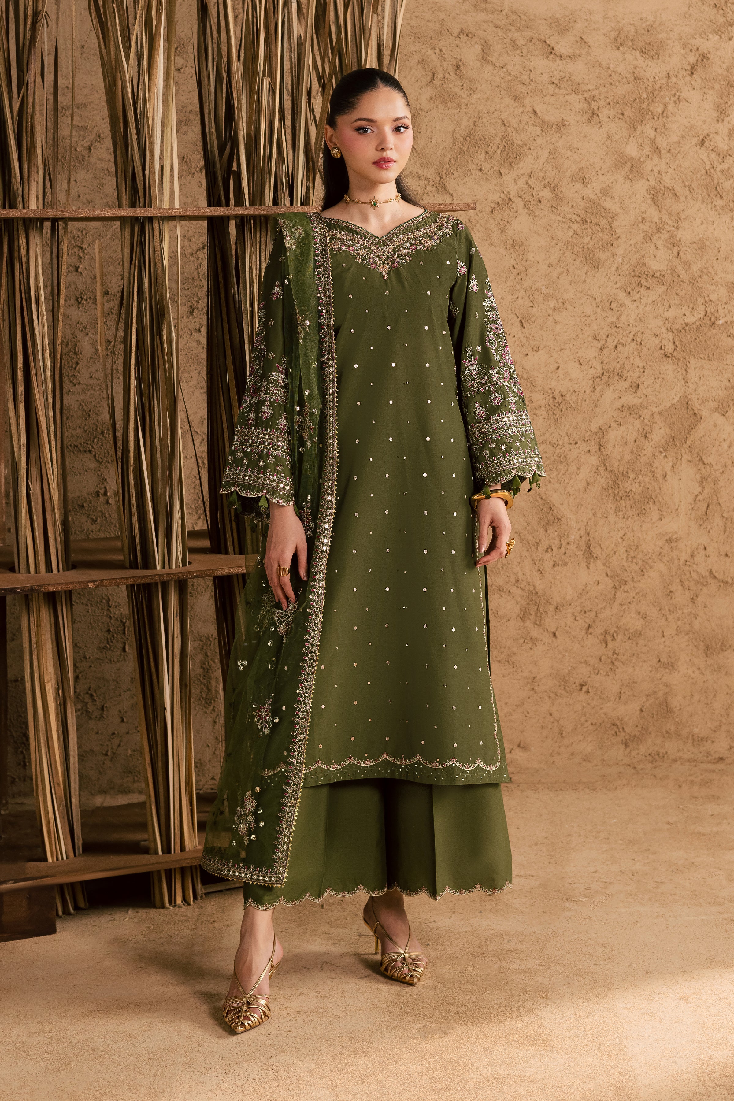 Nivora 3Pc - Festive Eid Pret BATIKEID2026 BATIK XS / Mehndi Green / Giza-S / Mehndi Green / Giza-M / Mehndi Green / Giza-L / Mehndi Green / Giza-XL / Mehndi Green / Giza
