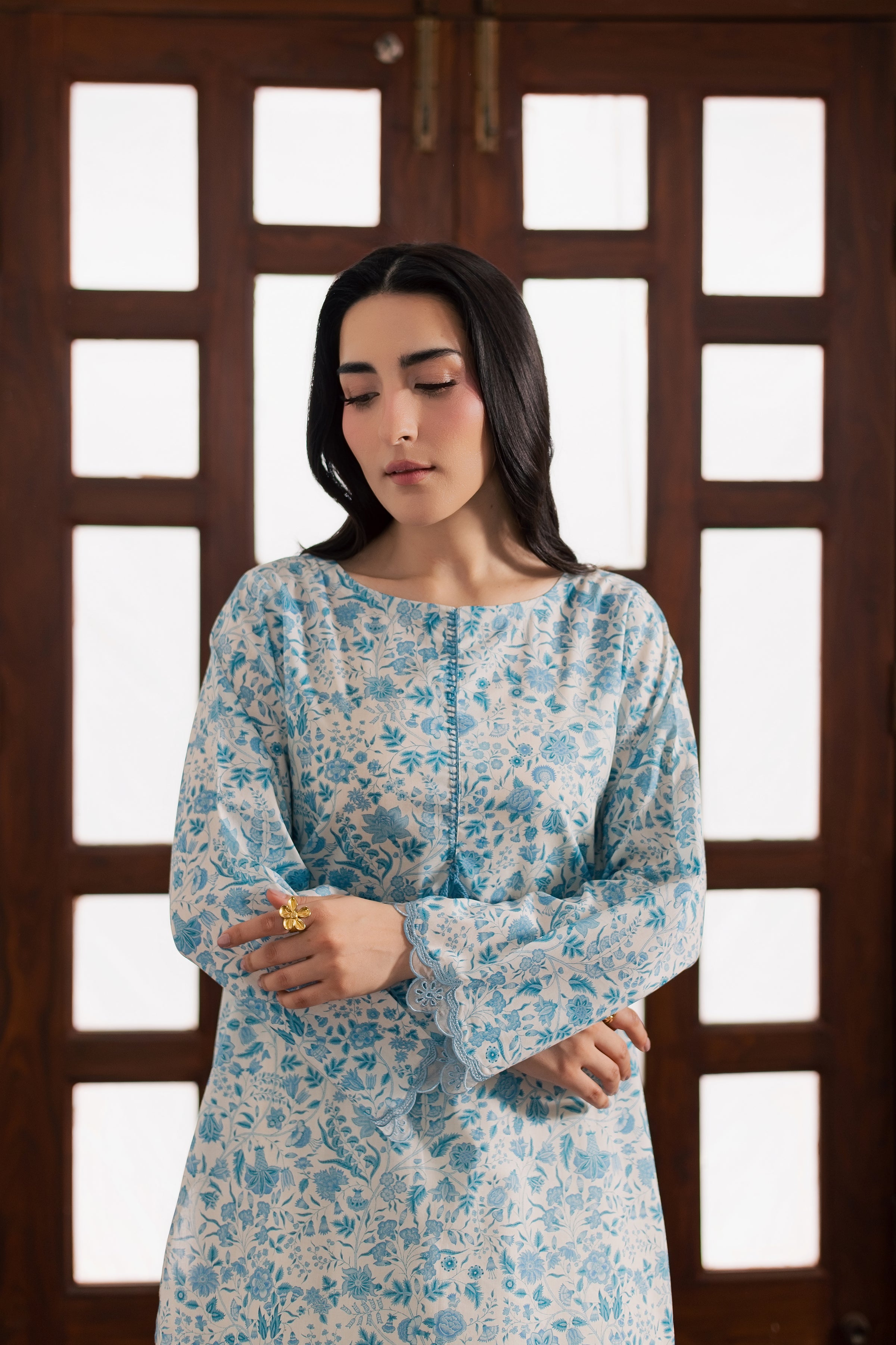 Nooran 2Pc - Printed Lawn Dress BATIKSS26 BATIK XS / Off White / Lawn-S / Off White / Lawn-M / Off White / Lawn-L / Off White / Lawn-XL / Off White / Lawn