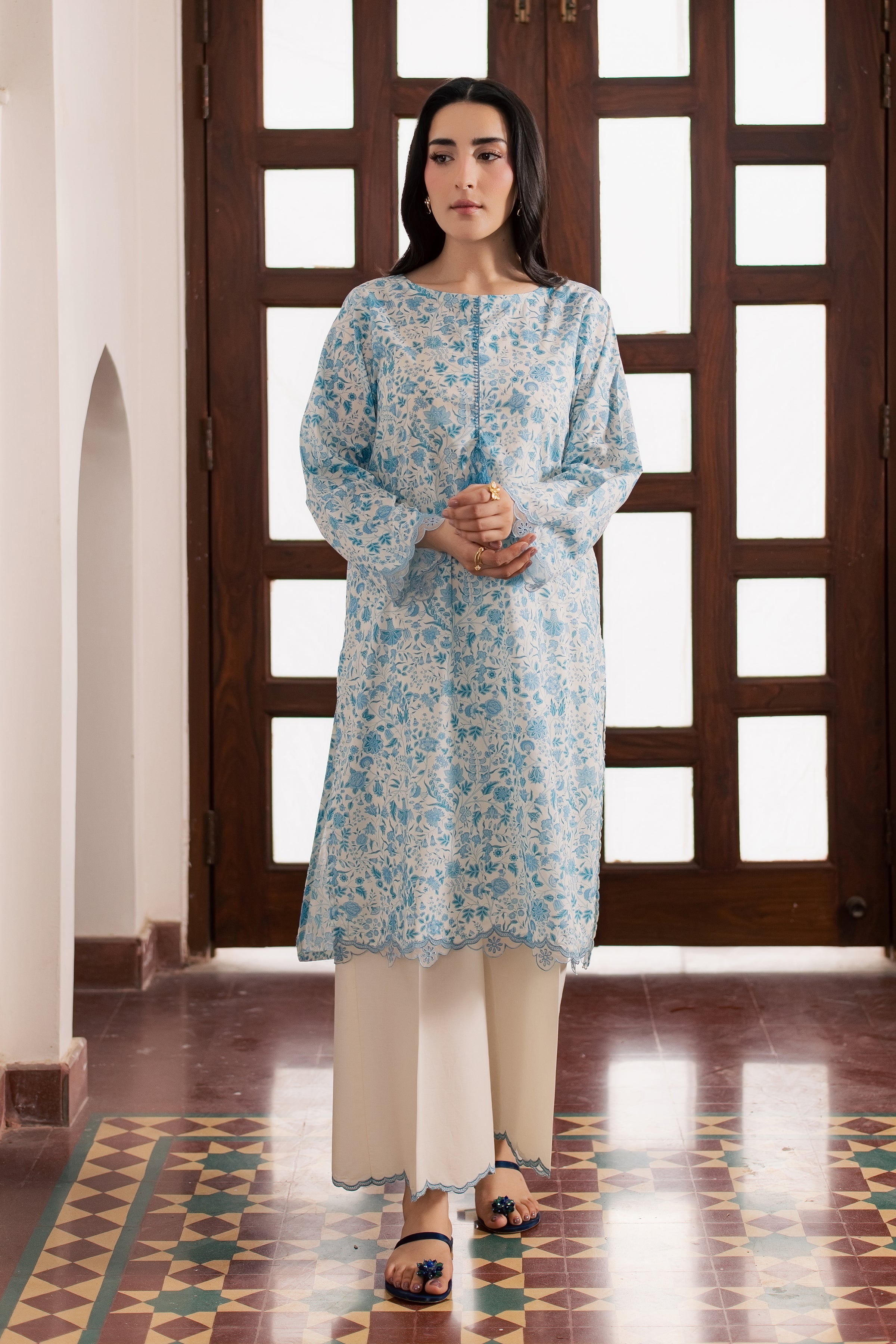 Nooran 2Pc - Printed Lawn Dress BATIKSS26 BATIK XS / Off White / Lawn-S / Off White / Lawn-M / Off White / Lawn-L / Off White / Lawn-XL / Off White / Lawn