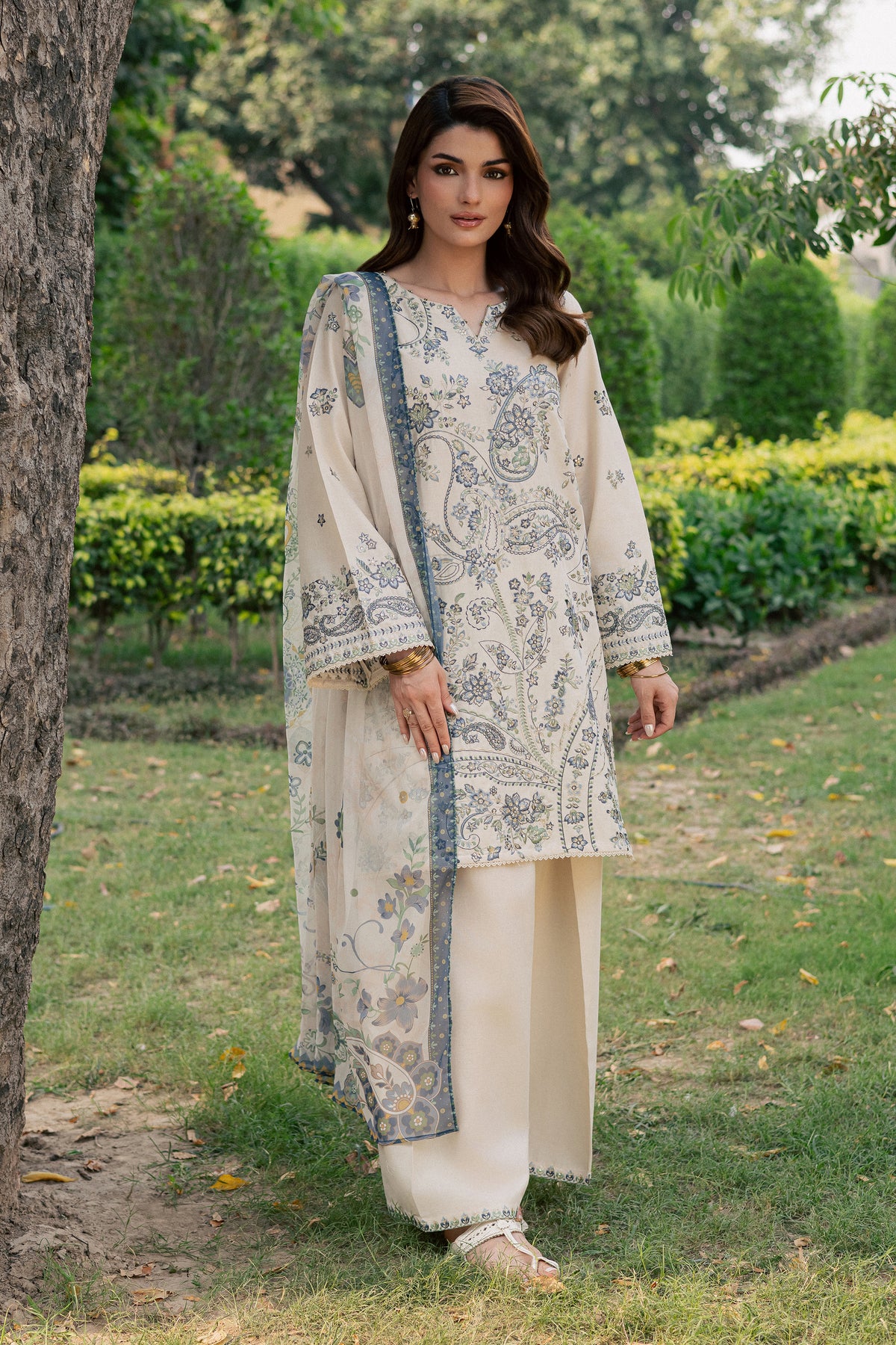OatMilk 3Pc - Embroidered Khaddar Pret PRETKHADDAR2026 BATIK XS / Birch / Khaddar