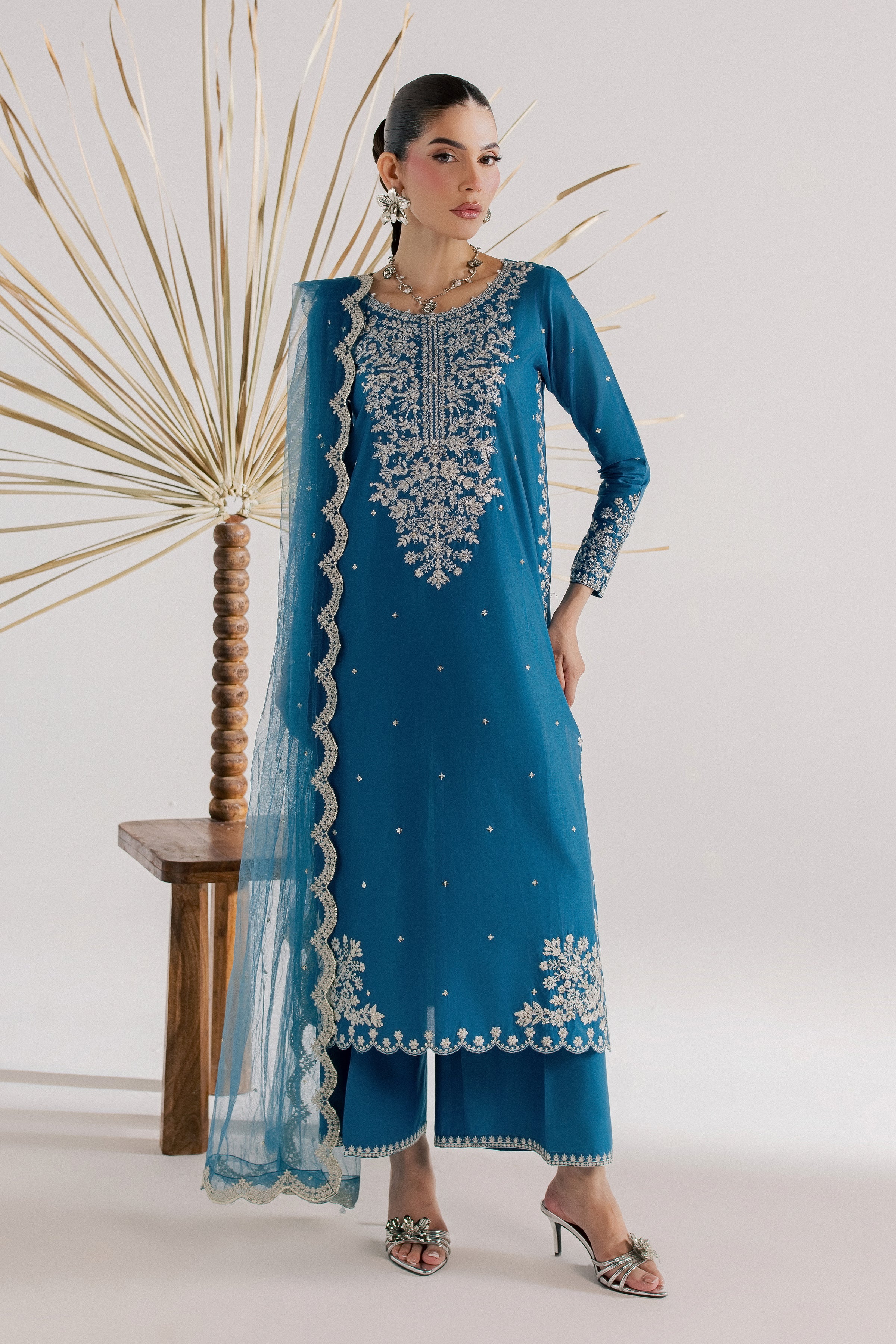 Pomeline 3Pc - Luxury Embroidered Lawn BATIKSS26 BATIK XS / Celestial / Pima Lawn-S / Celestial / Pima Lawn-M / Celestial / Pima Lawn-L / Celestial / Pima Lawn-XL / Celestial / Pima Lawn