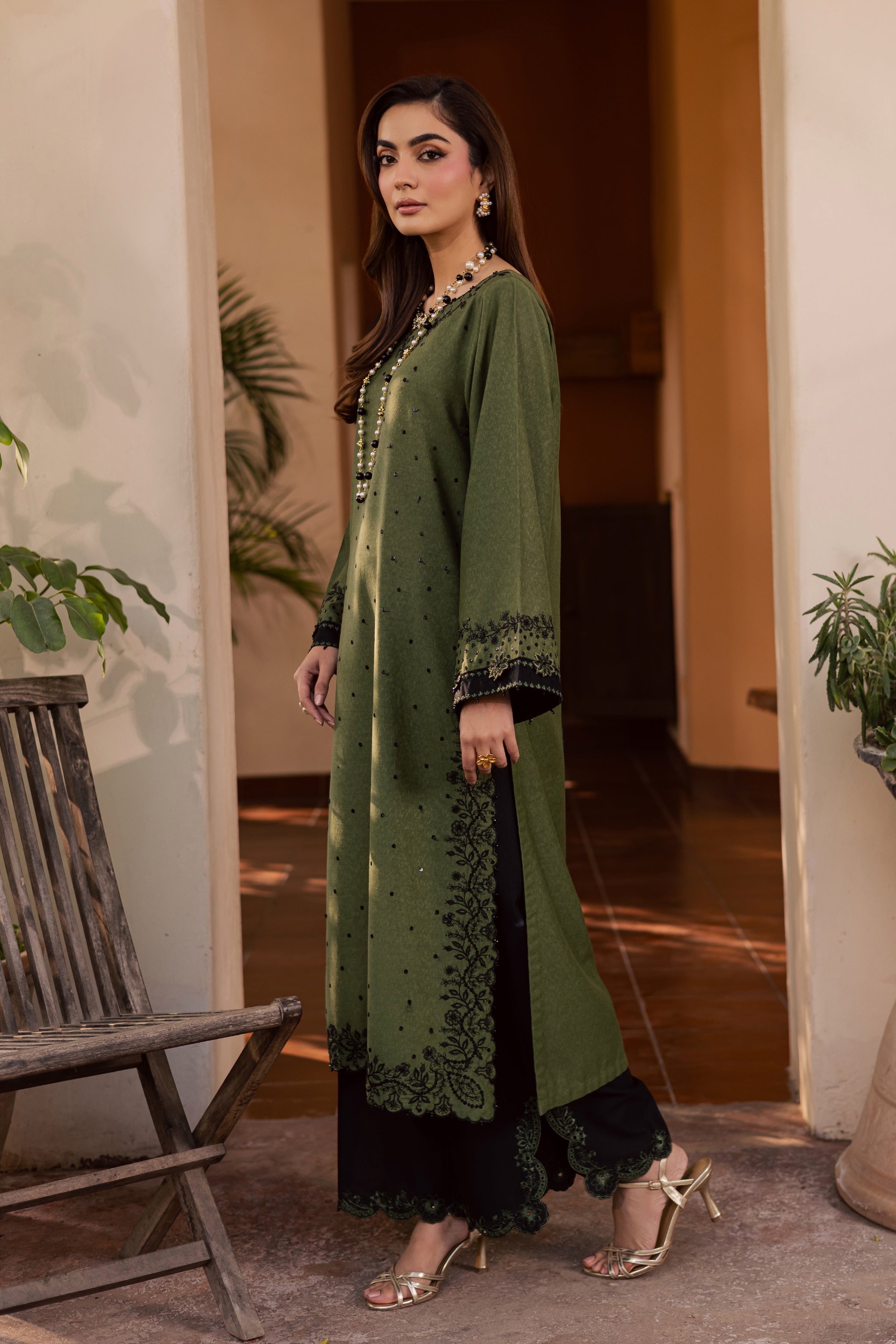 Record 3Pc - Embroidered Festive Pret BATIK WINTER PRET 2025 BATIK XS / Green Moss / Textured Cotton-S / Green Moss / Textured Cotton-M / Green Moss / Textured Cotton-L / Green Moss / Textured Cotton-XL / Green Moss / Textured Cotton