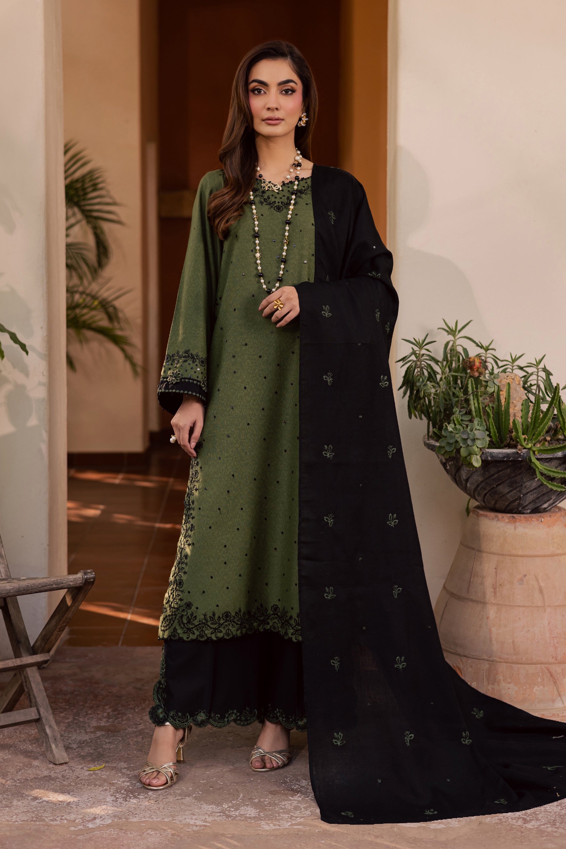 Record 3Pc - Embroidered Festive Pret BATIK WINTER PRET 2025 BATIK XS / Green Moss / Textured Cotton-S / Green Moss / Textured Cotton-M / Green Moss / Textured Cotton-L / Green Moss / Textured Cotton-XL / Green Moss / Textured Cotton