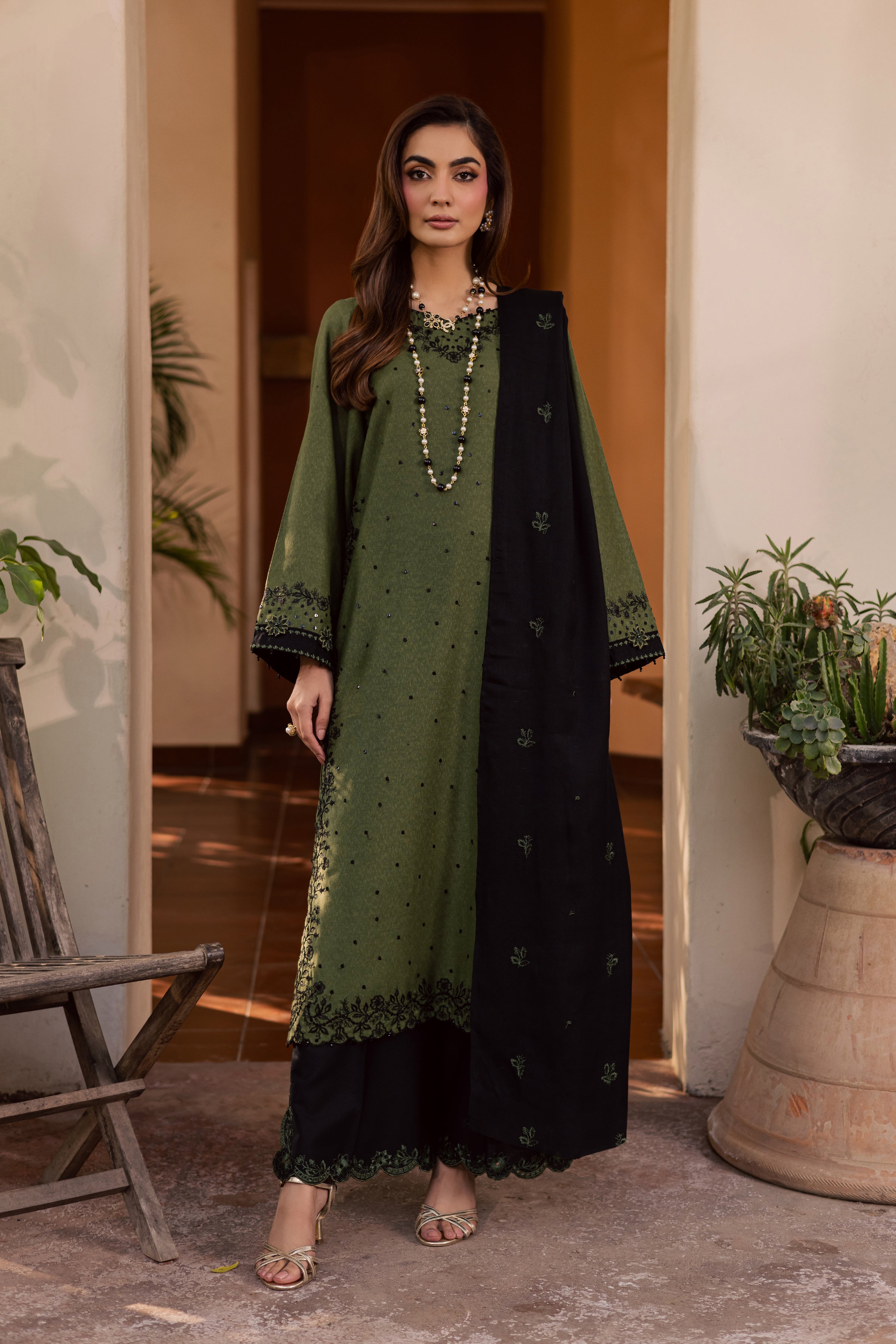 Record 3Pc - Embroidered Festive Pret BATIK WINTER PRET 2025 BATIK XS / Green Moss / Textured Cotton-S / Green Moss / Textured Cotton-M / Green Moss / Textured Cotton-L / Green Moss / Textured Cotton-XL / Green Moss / Textured Cotton