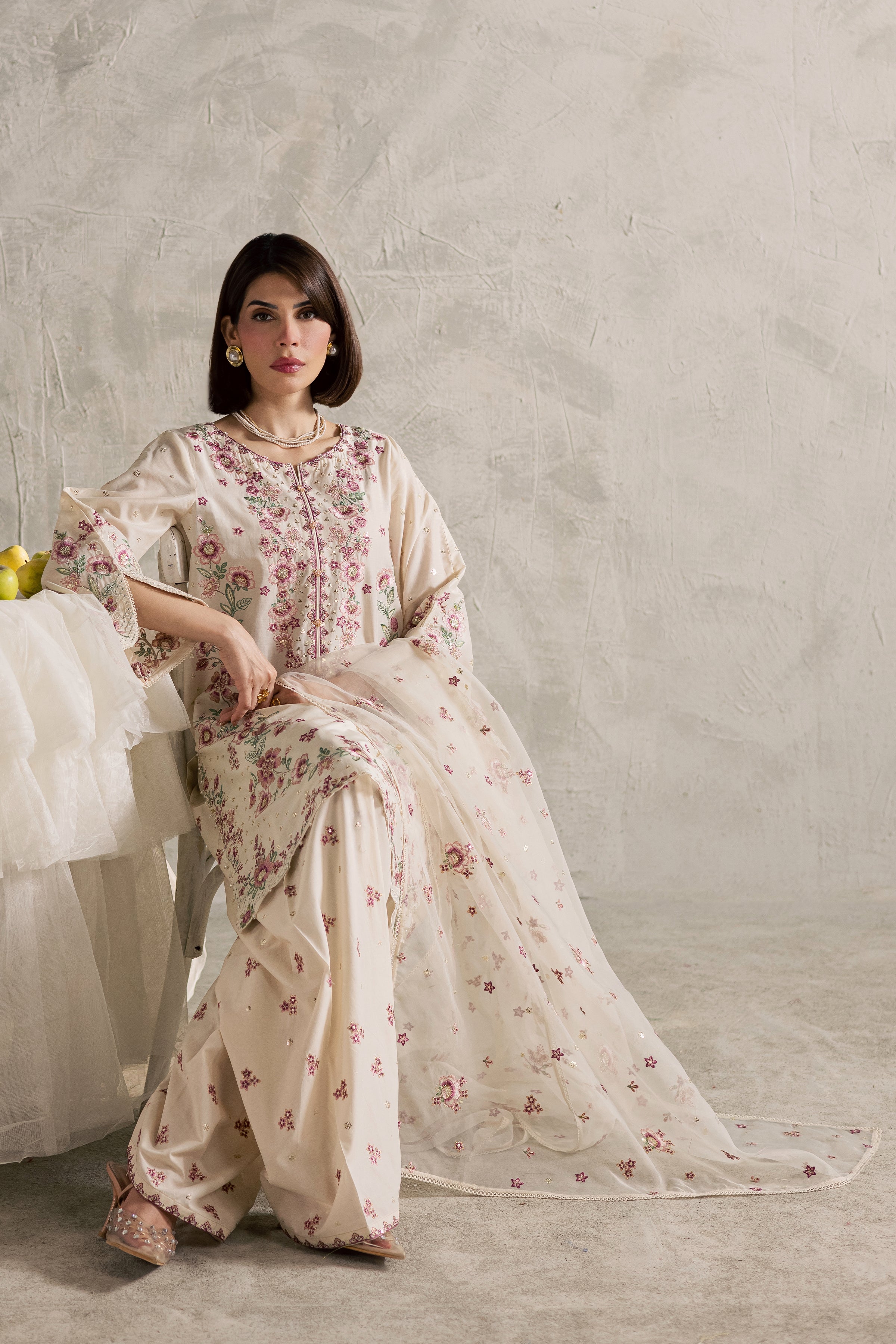 Samin 3Pc - Festive Embroidered Lawn BATIKEID2026 BATIK XS / Off White / Pima Lawn-S / Off White / Pima Lawn-M / Off White / Pima Lawn-L / Off White / Pima Lawn-XL / Off White / Pima Lawn