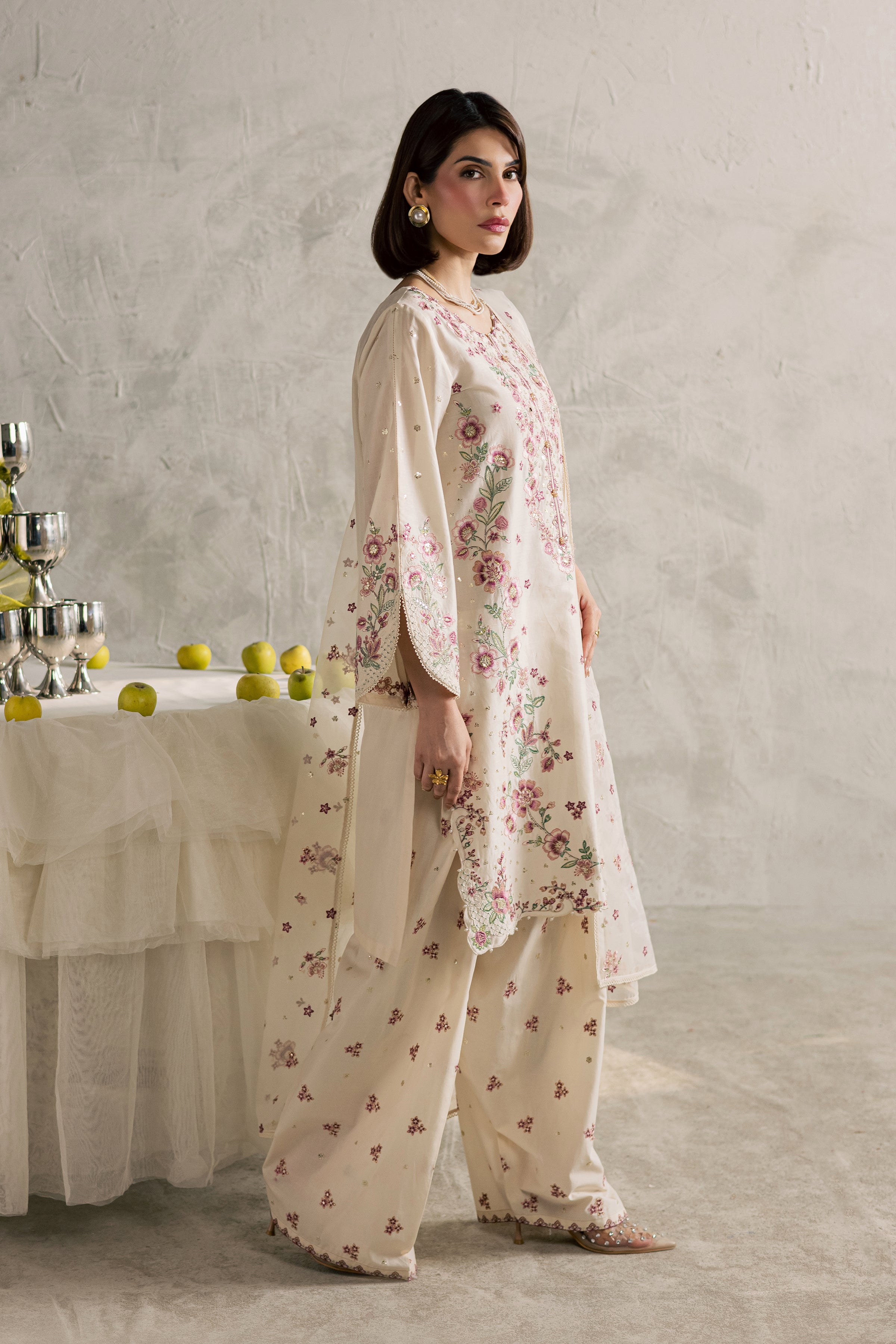Samin 3Pc - Festive Embroidered Lawn BATIKEID2026 BATIK XS / Off White / Pima Lawn-S / Off White / Pima Lawn-M / Off White / Pima Lawn-L / Off White / Pima Lawn-XL / Off White / Pima Lawn
