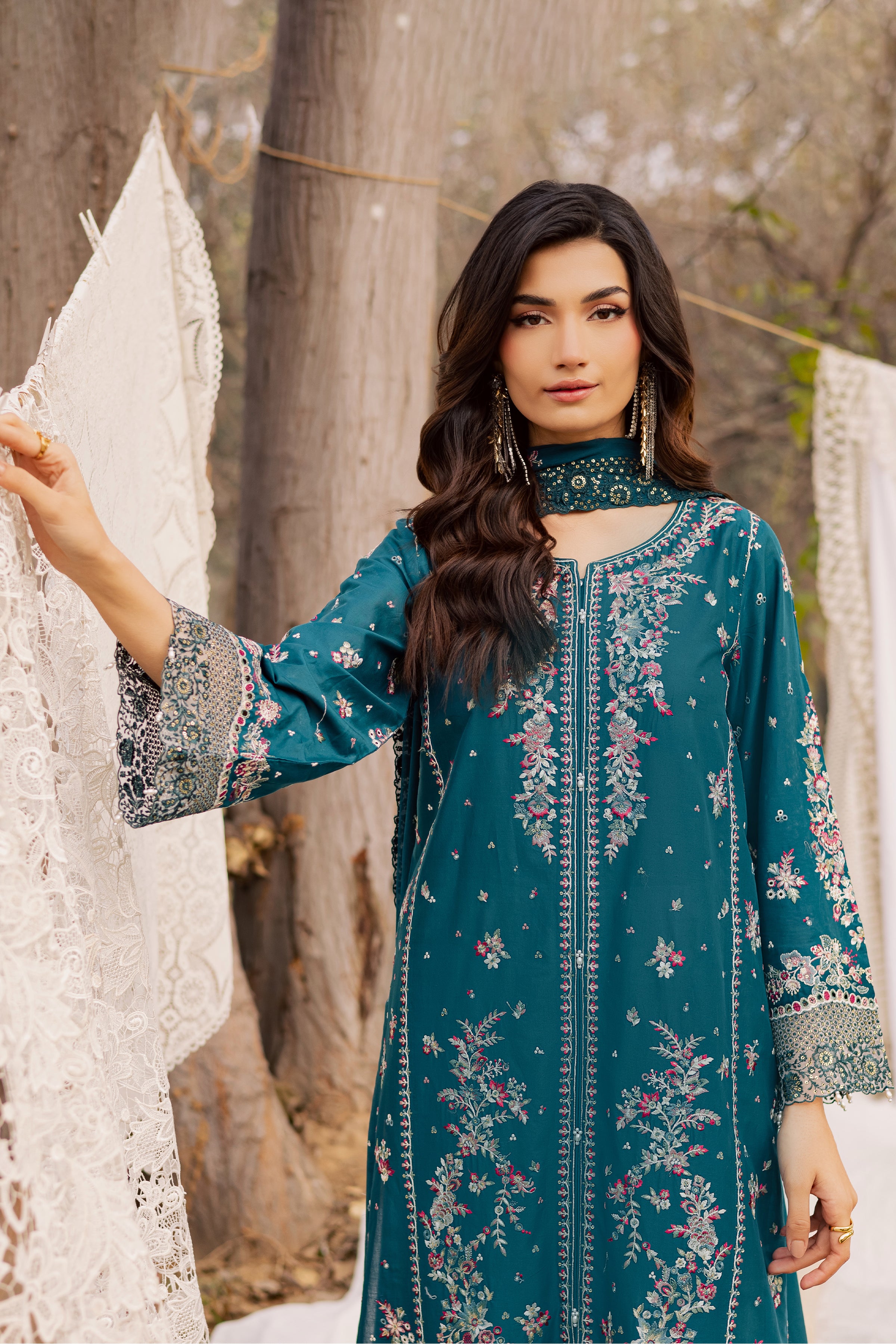 Shane 3Pc - Festive Embroidered Lawn BATIKEID2026 BATIK XS / Zinc / Pima Lawn-S / Zinc / Pima Lawn-M / Zinc / Pima Lawn-L / Zinc / Pima Lawn-XL / Zinc / Pima Lawn