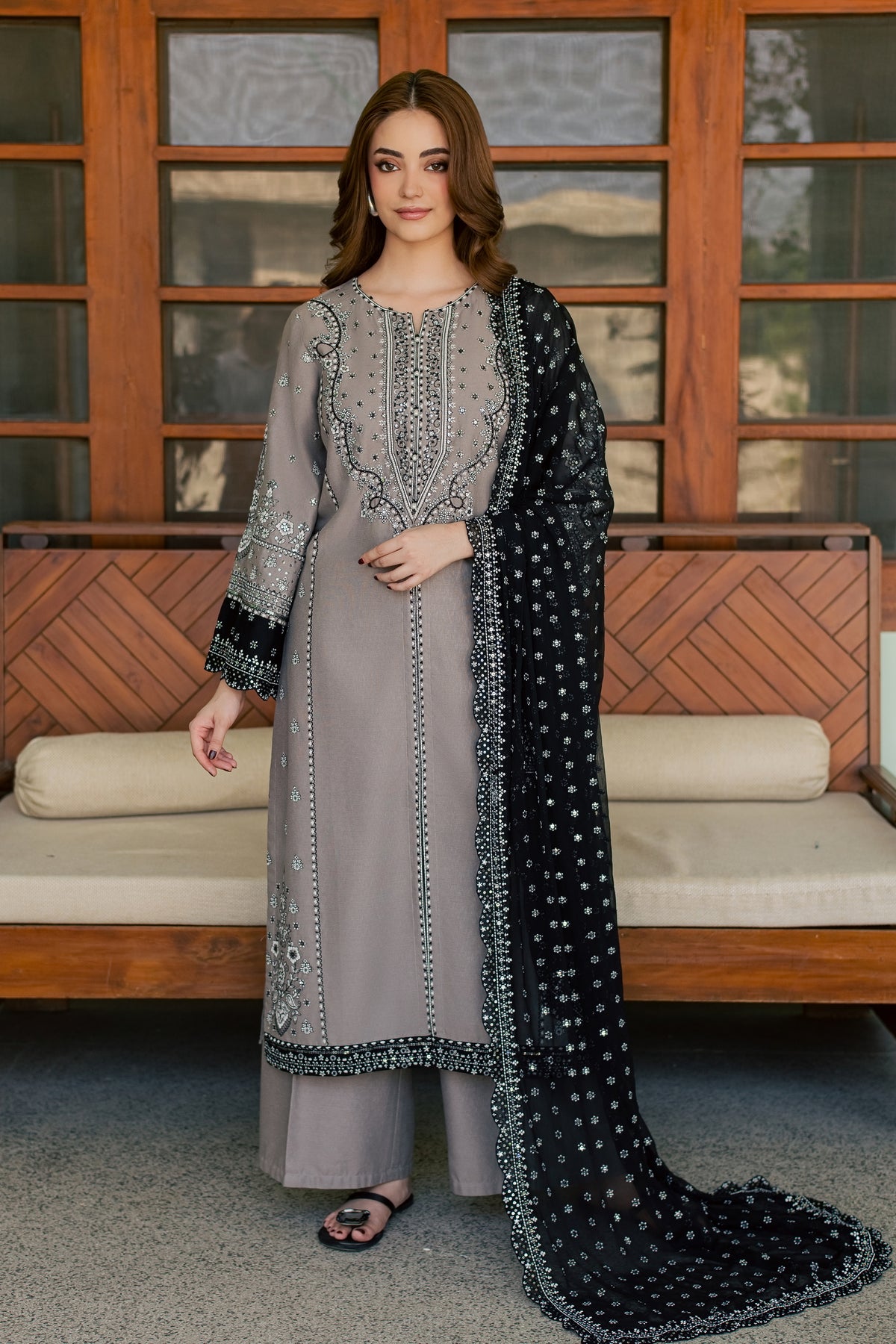 Sozraag 3Pc - Embroidered Karandi Pret PRETKARANDI2026 BATIK XS / Grey / Karandi